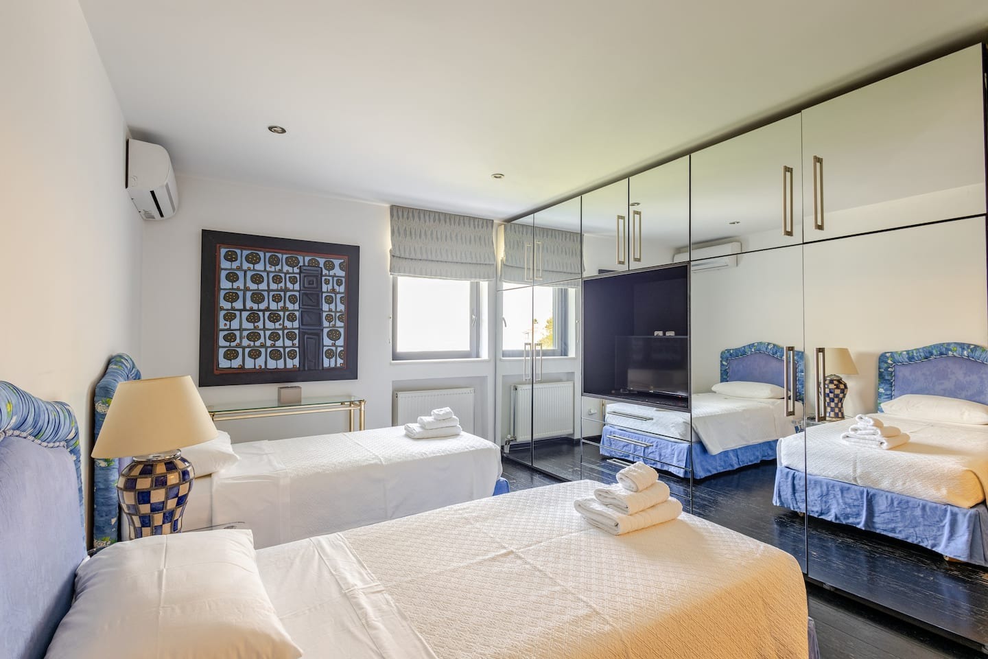 Ηλίας Ψινάκης: Το απίστευτο ποσό για το οποίο ενοικιάζει το σπίτι του στον Νέο Βουτζά