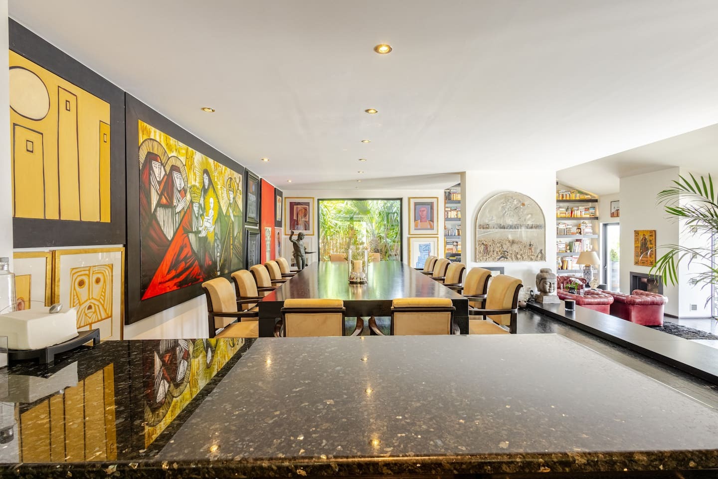 Ηλίας Ψινάκης: Το απίστευτο ποσό για το οποίο ενοικιάζει το σπίτι του στον Νέο Βουτζά