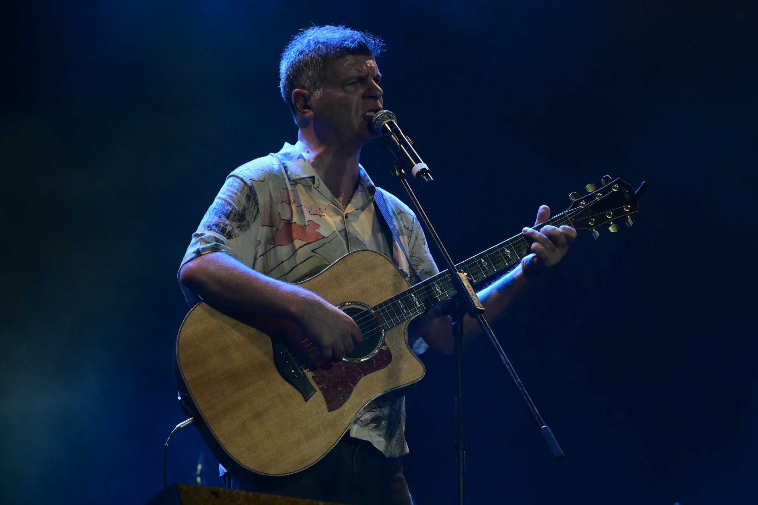 Συναυλία για τα Τέμπη: Η «Ανδρομέδα» του Θανάση Παπακωνσταντίνου, η «Κοιλάδα των Τεμπών» του Σωκράτη Μάλαμα και η συγκλονιστική Τάνια Τσανακλίδου