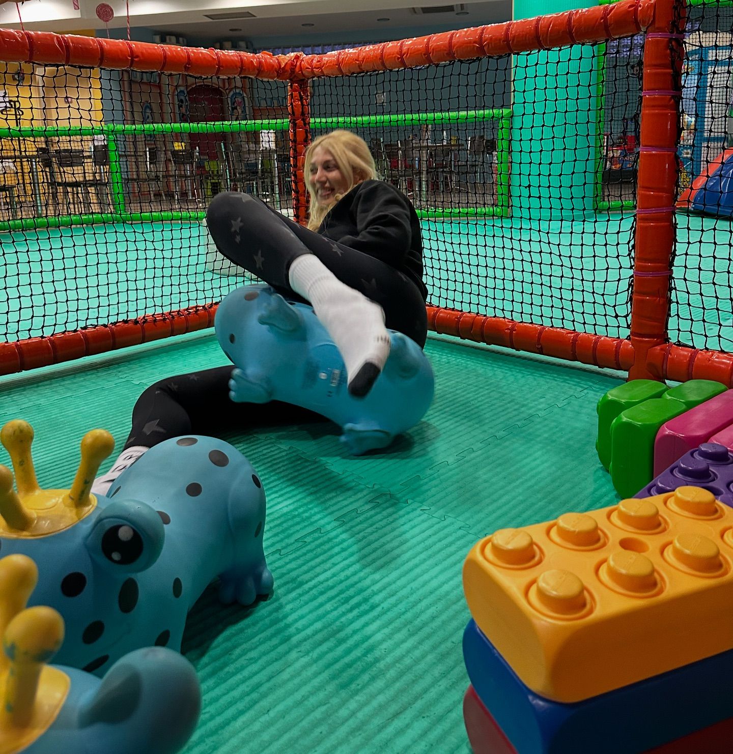 Κωνσταντίνα Σπυροπούλου: Στον παιδότοπο με τον γιο της, Βλάσση – Φωτογραφίες