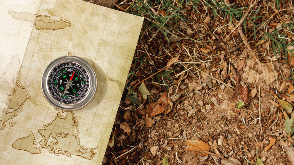 top-view-compass-traveler-map