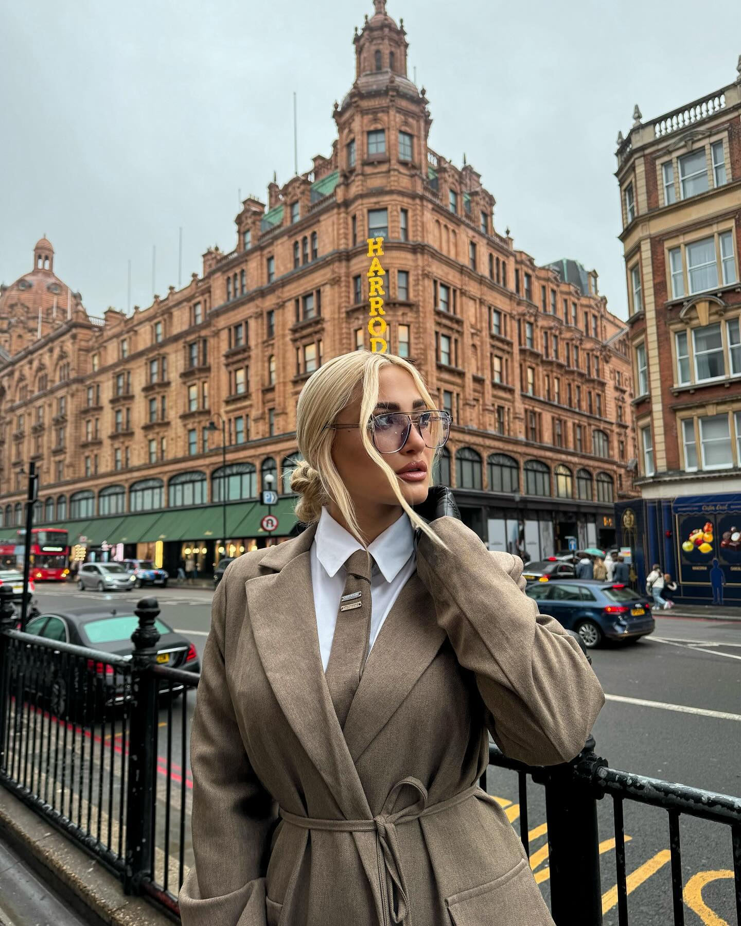 Ιωάννα Τούνη: Οι αδημοσίευτες φωτογραφίες από το ταξίδι της στο Λονδίνο – «Δεν με αναγνωρίζω πια»