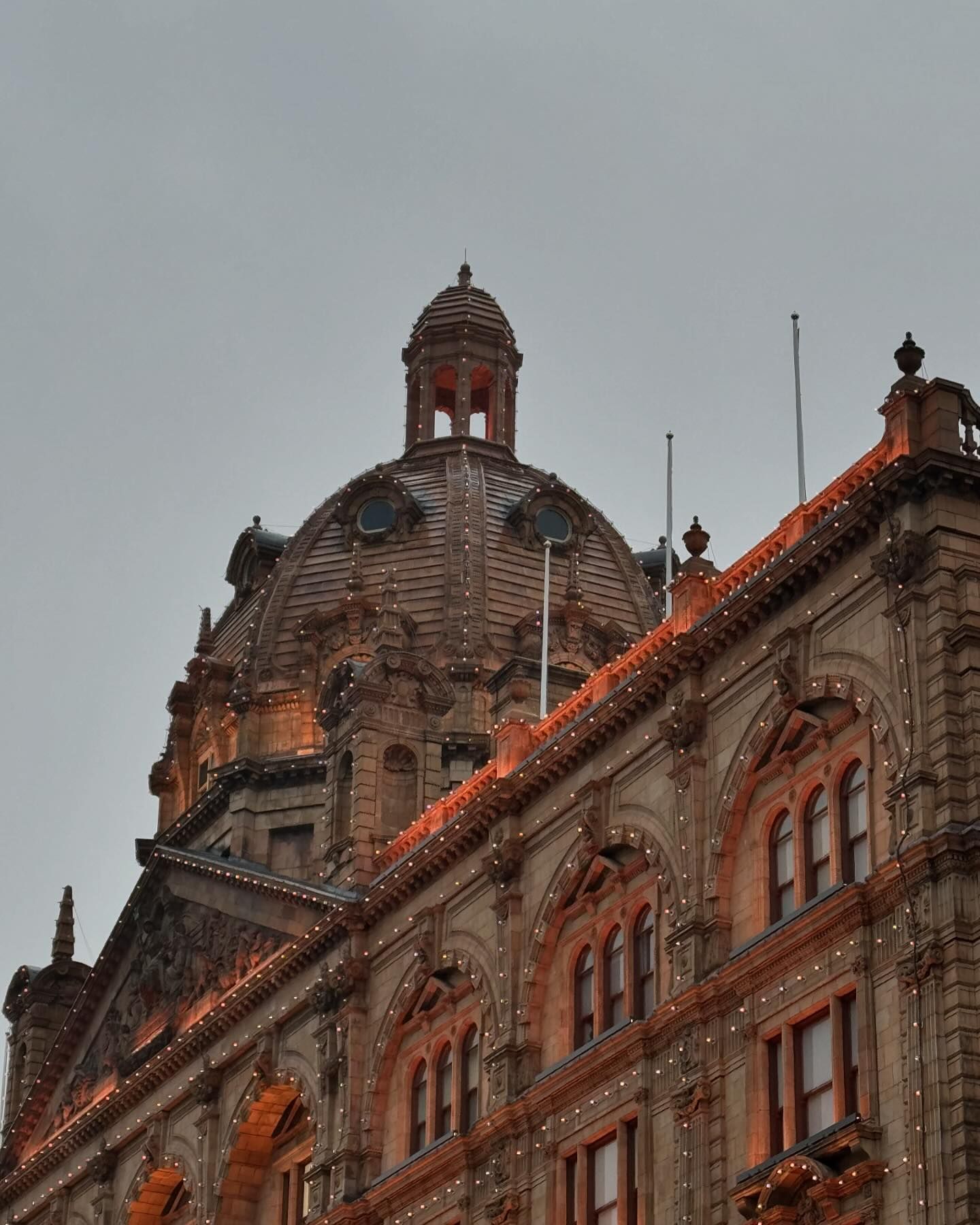 Ιωάννα Τούνη: Οι αδημοσίευτες φωτογραφίες από το ταξίδι της στο Λονδίνο – «Δεν με αναγνωρίζω πια»