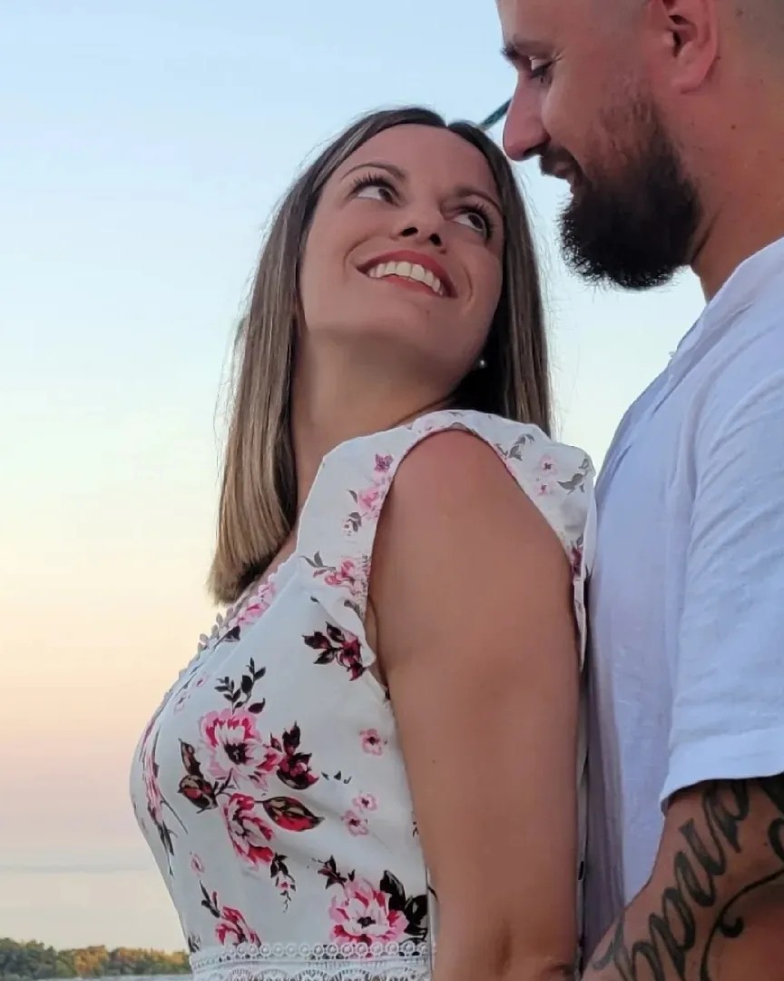 Ο Παραολυμπιονίκης Κώστας Τζούνης στο TLIFE: Η συγκλονιστική φράση «μάνα, τα καταφέραμε» και η σύζυγος στήριγμα