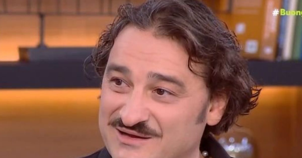 Βασίλης Χαραλαμπόπουλος: «Τα όρια της σάτιρας τα ορίζει η αισθητική του καλλιτέχνη και του κοινού που τον ακολουθεί»