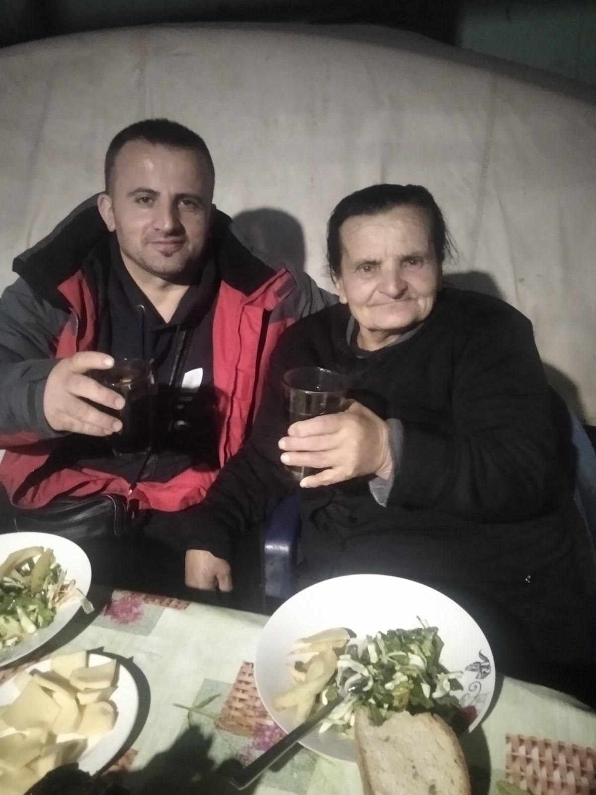 «Τον εμπλέκουν άδικα» λέει η πρεσβυτέρα για τον ιερέα που κατηγορείται για τη δολοφονία της 75χρονης στα Χανιά 3 «Τον εμπλέκουν άδικα» λέει η πρεσβυτέρα για τον ιερέα που κατηγορείται για τη δολοφονία της 75χρονης στα Χανιά