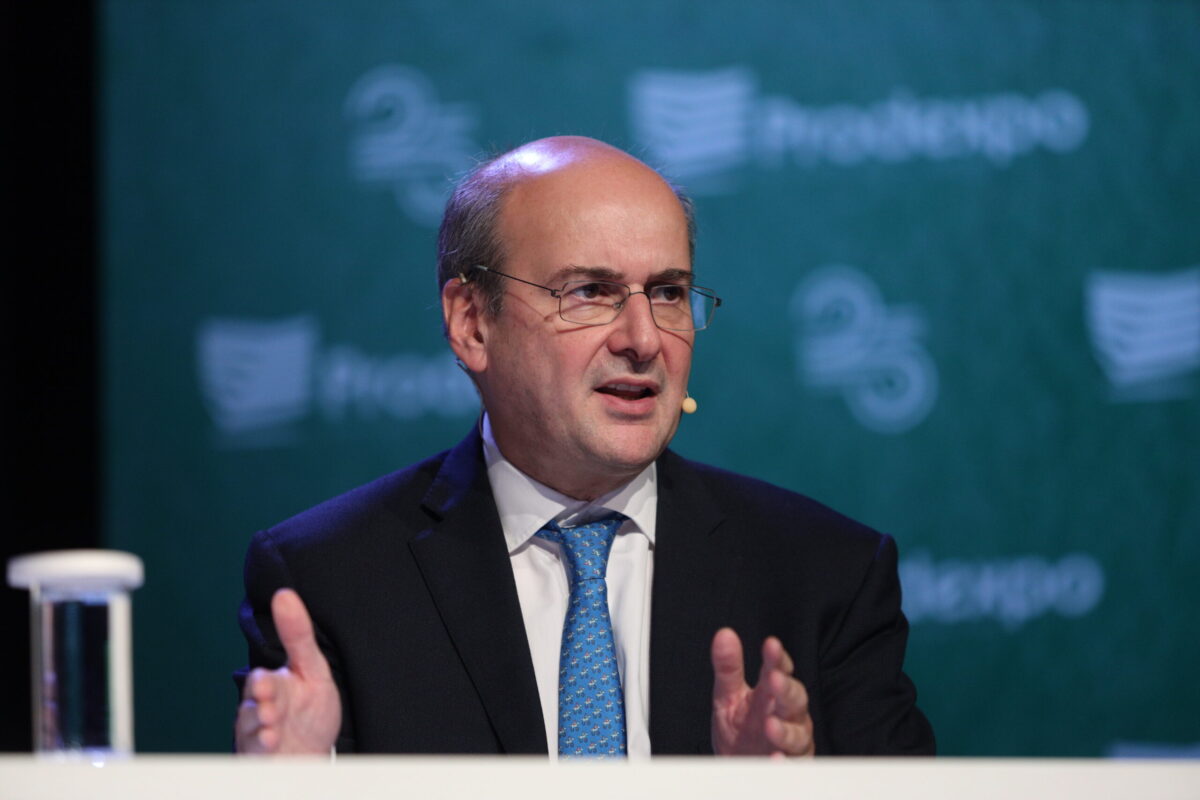 xatzhdakhs-1-scaled-e1729514625124