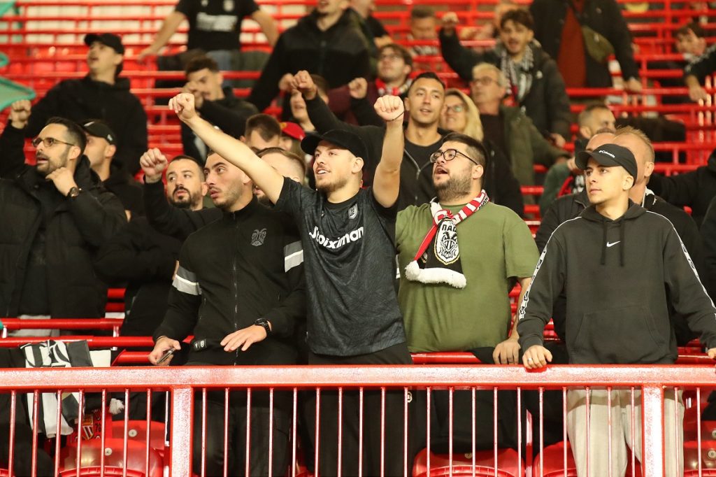 Το Μάντσεστερ είναι… ασπρόμαυρο (ΦΩΤΟρεπορτάζ) 10 Το Μάντσεστερ είναι… ασπρόμαυρο (ΦΩΤΟρεπορτάζ)