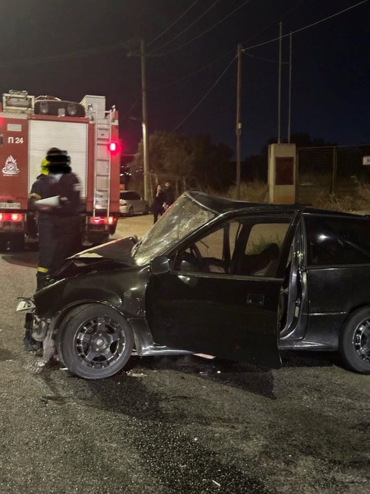 Πώς έγινε το τροχαίο δυστύχημα στα Σπάτα με τον νεκρό 73χρονο και τους τέσσερις τραυματίες 10 Πώς έγινε το τροχαίο δυστύχημα στα Σπάτα με τον νεκρό 73χρονο και τους τέσσερις τραυματίες