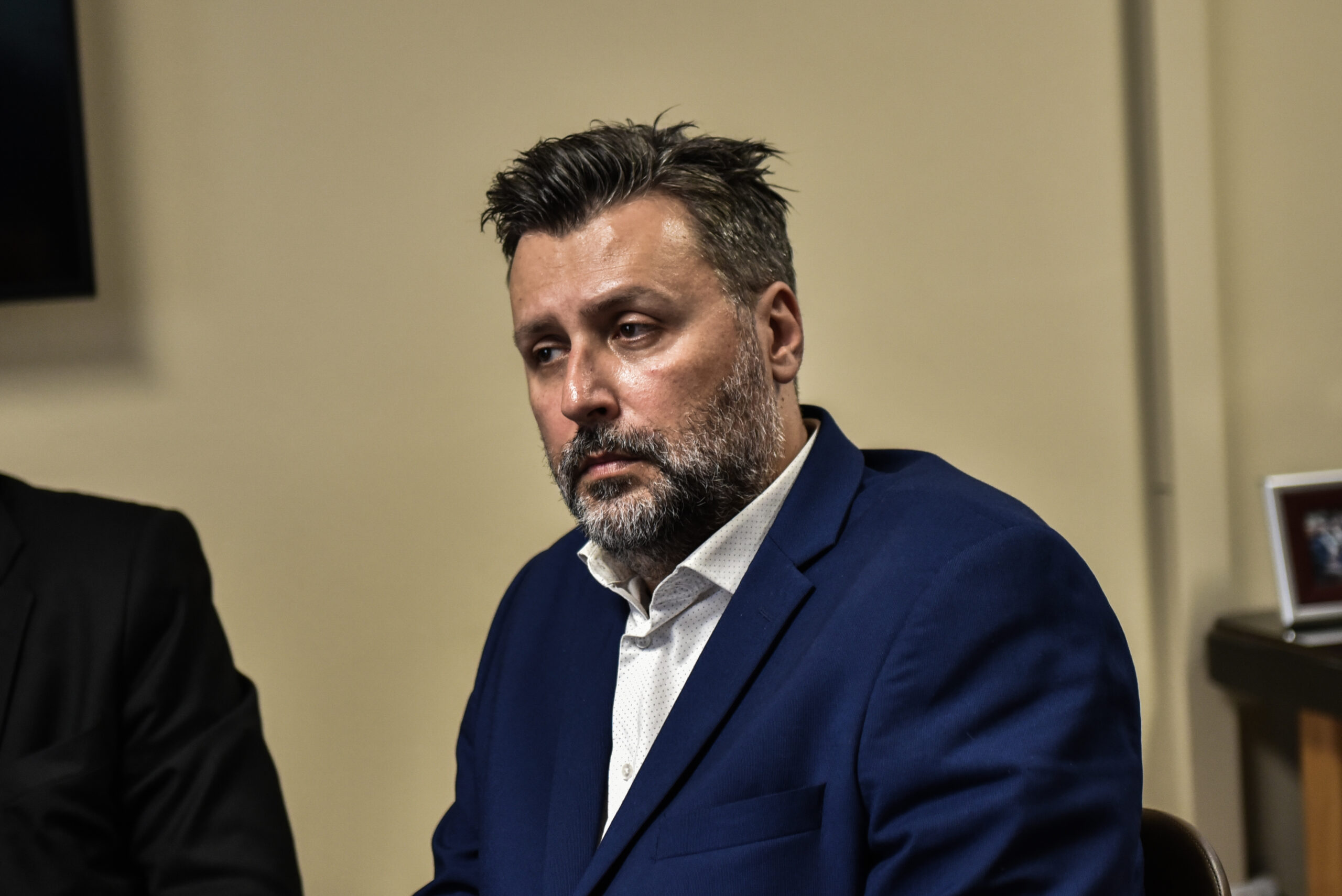 Βουλή: Η Επιτροπή Δεοντολογίας προτείνει την άρση ασυλίας του Γιάννη Καλλιάνου