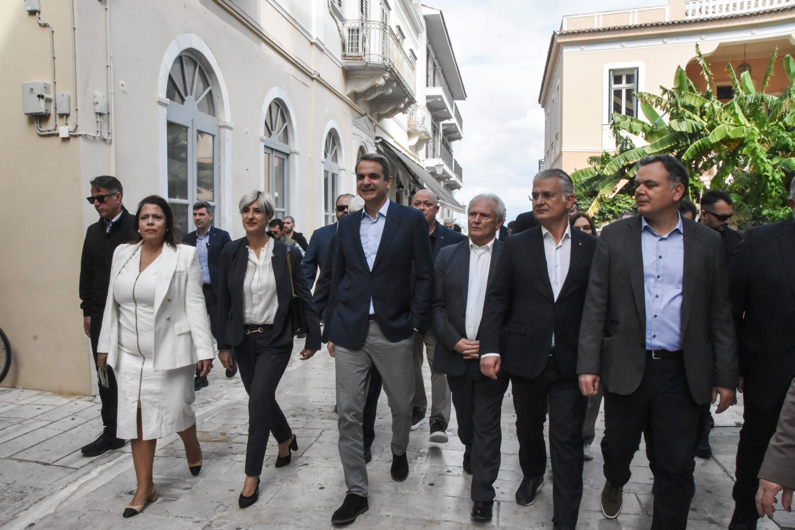 Live η ομιλία του Πρωθυπουργού στο Ναύπλιο για την Περιφερειακή και Τοπική Ανάπτυξη