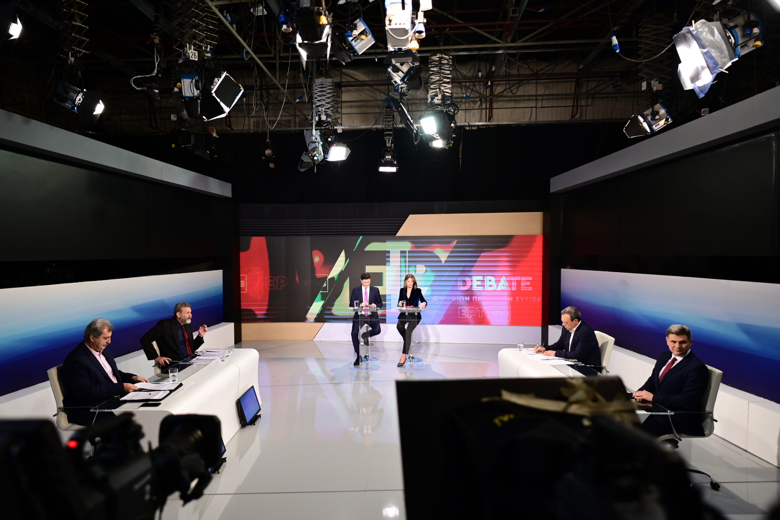 Ζωντανά – Συζήτηση ΣΥΡΙΖΑ: Η τηλεοπτική αναμέτρηση