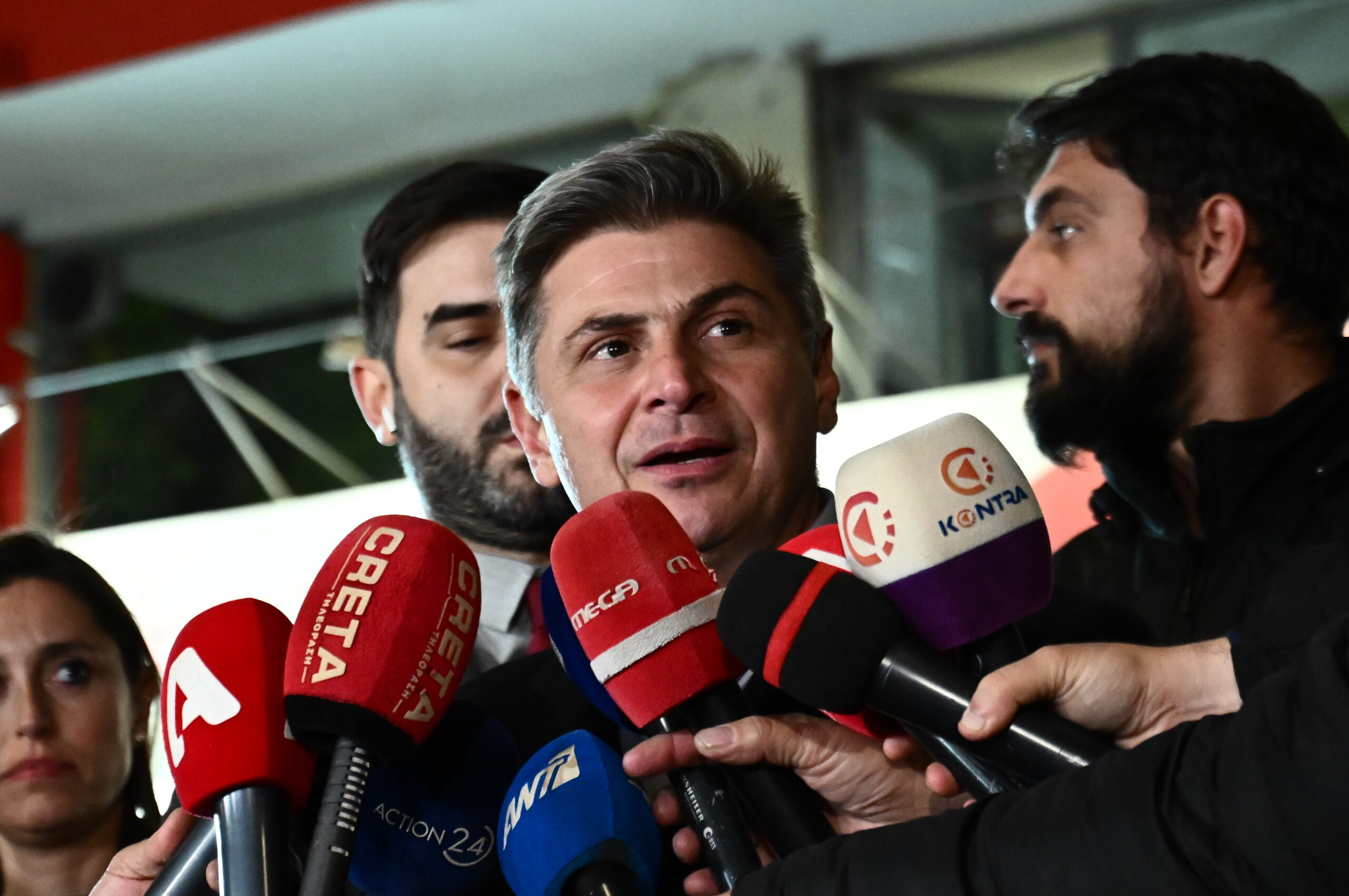 Ν. Φαραντούρης: Νέος πρόεδρος του ΣΥΡΙΖΑ ο Φάμελλος – «Σηκώνουμε όλοι τα μανίκια από αύριο»