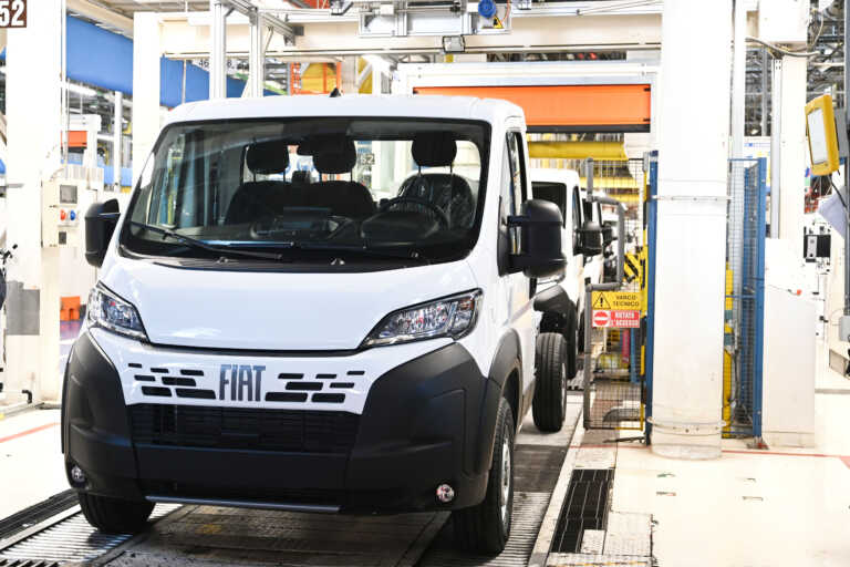 Fiat: Το E-Ducato ξεκινά την παραγωγή 2 Fiat: Το E-Ducato στην παραγωγή