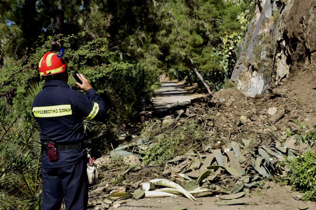 Επιχείρηση διάσωσης τριών ορειβατών στην Πάρνηθα – Έχασαν την κατεύθυνση τους κοντά στη Μονή Κλειστών