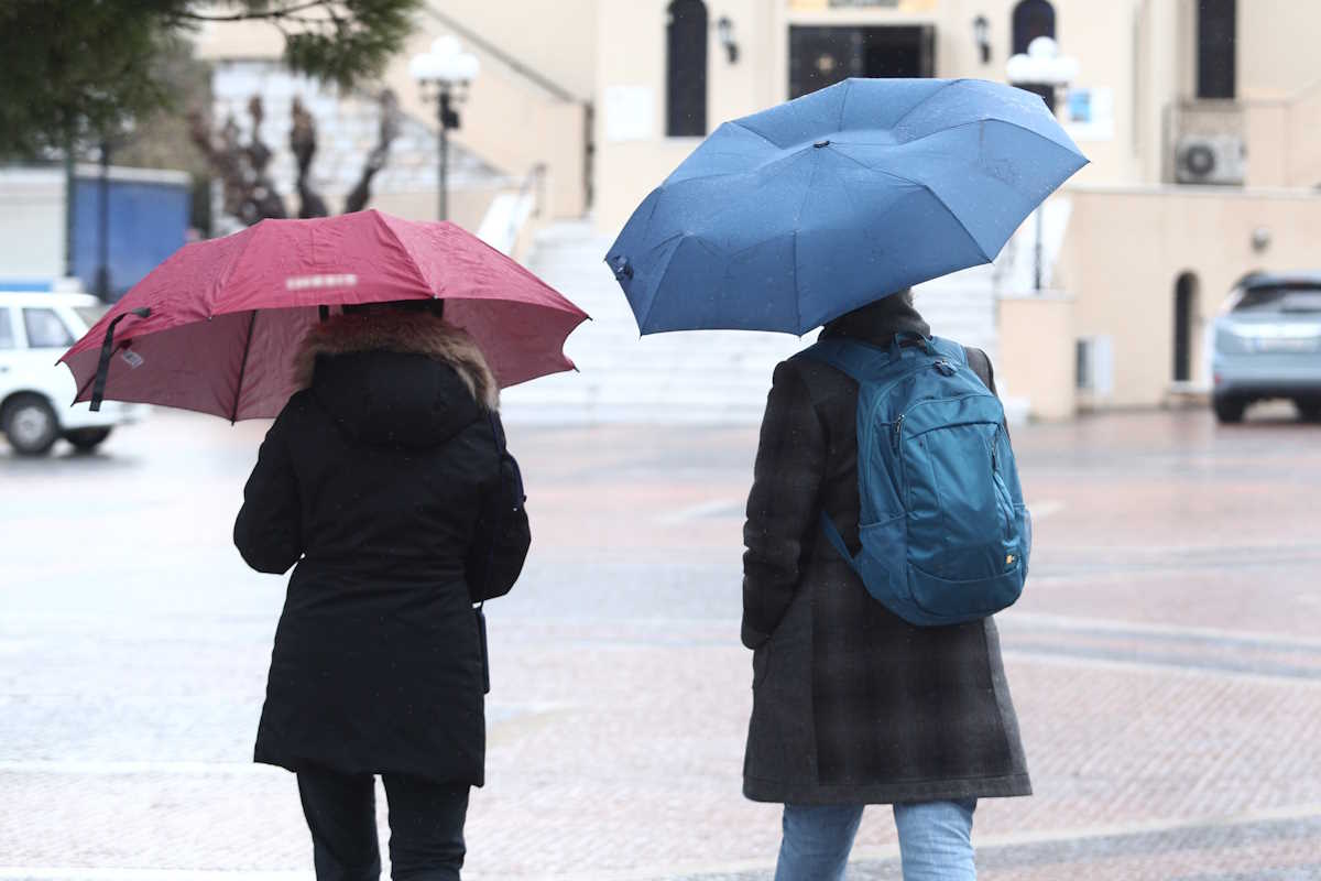 Καιρός σήμερα: «Τσιμπάει» λίγο η θερμοκρασία, παγετός το πρωί στη Βόρεια Ελλάδα – Αναλυτική πρόβλεψη