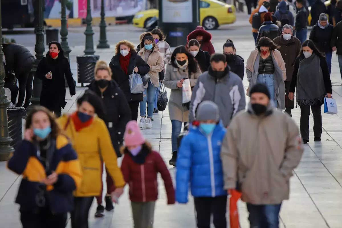 27 θάνατοι από κορονοϊό την προηγούμενη εβδομάδα – 7 άτομα διασωληνωμένα και 531 νέες εισαγωγές, η επιδημιολογική αναφορά του ΕΟΔΥ