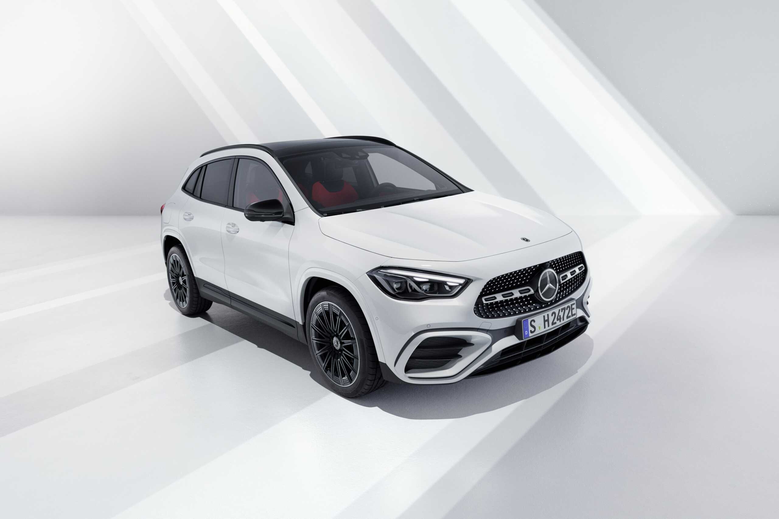 Mercedes: Μείωσε την τιμή της GLA 250e για επαγγελματική χρήση