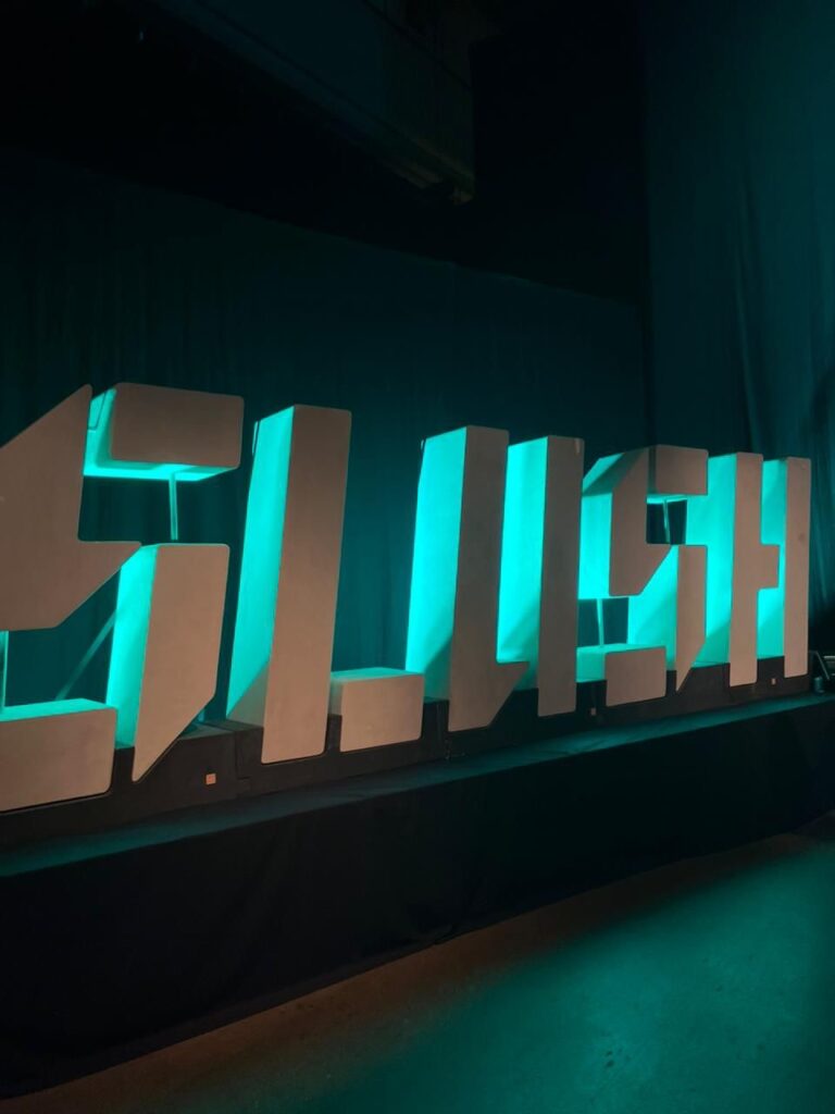 Η παρθενική ελληνική συμμετοχή στο Slush: Κομβικό βήμα για την καινοτομία και την επιχειρηματικότητα στην Ελλάδα 3 Η παρθενική ελληνική συμμετοχή στο Slush: Κομβικό βήμα για την καινοτομία και την επιχειρηματικότητα στην Ελλάδα