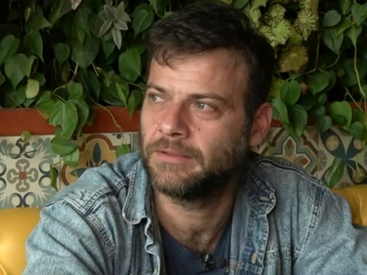 Ορέστης Τζιόβας: «Η εξωτερική μου εμφάνιση πολλές φορές ήταν εμπόδιο στην καριέρα μου»