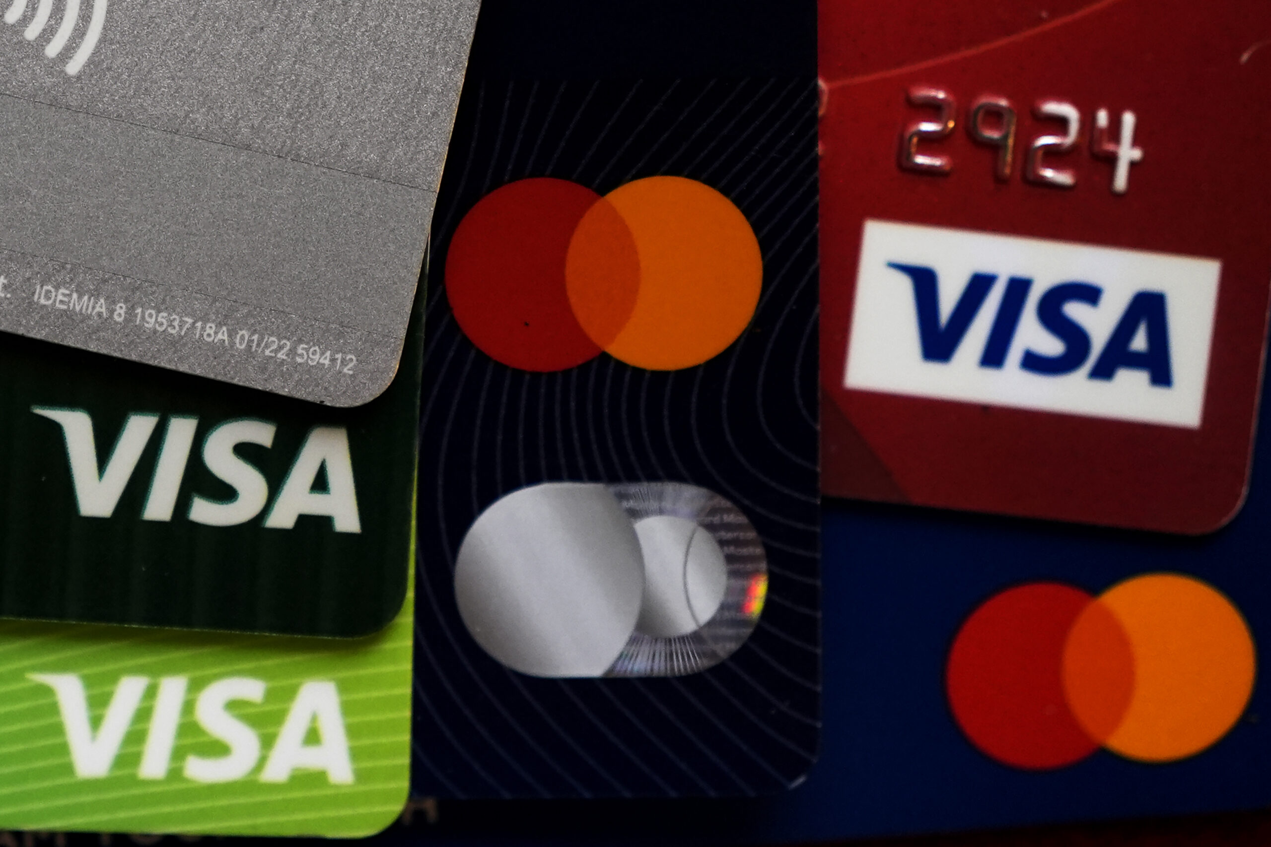 Visa: 10 προτάσεις για να πραγματοποιείτε τις αγορές σας με ασφάλεια
