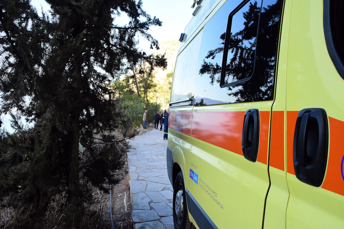 Βραυρώνα: «Ο αναβάτης που σκοτώθηκε στο τροχαίο φορούσε κράνος, ήταν μοιραία η σύγκρουση» συγκλονίζει αυτόπτης μάρτυρας