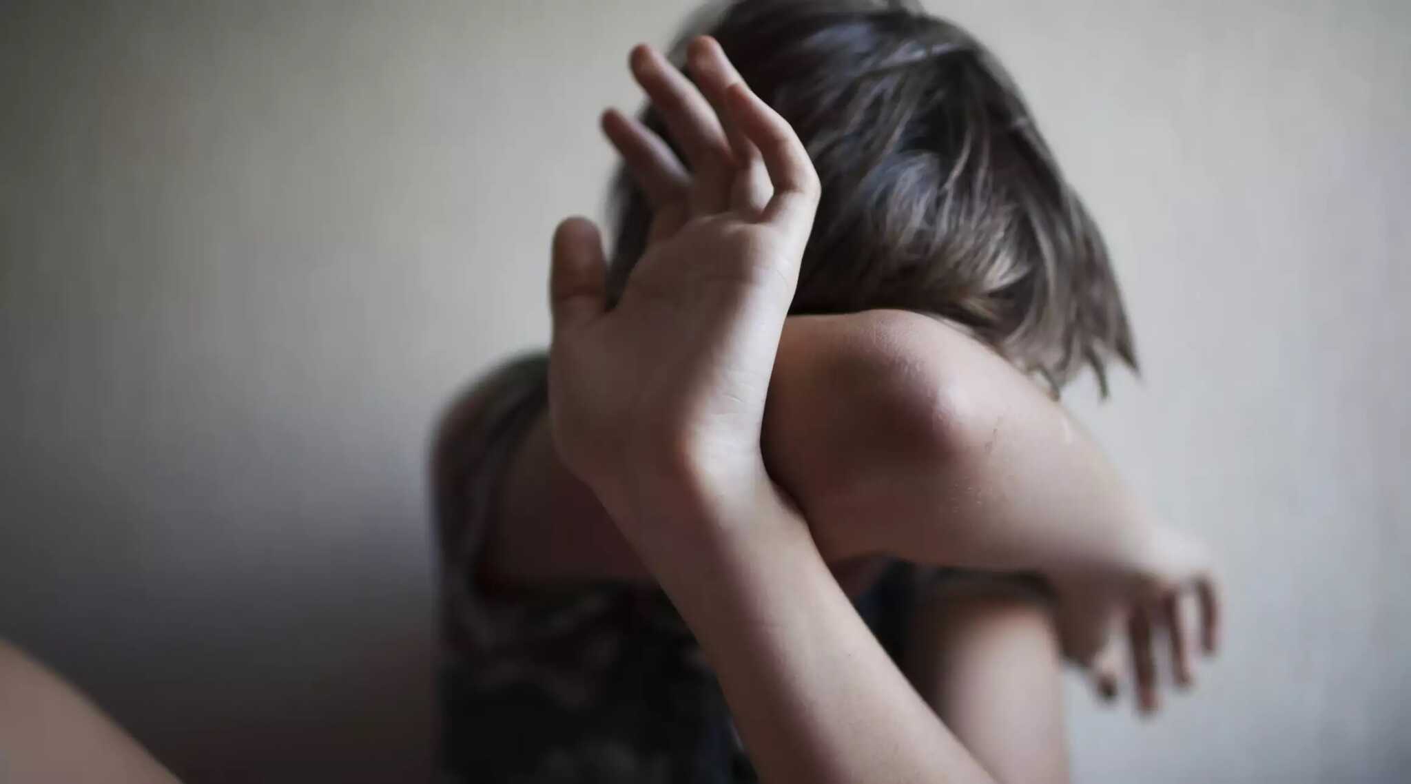 Επιχείρηση «ΤΑΛΩΣ»: Δίωξη εναντίον πέντε προσώπων για παιδική πορνογραφία και κακοποίηση ακόμη και βρεφών