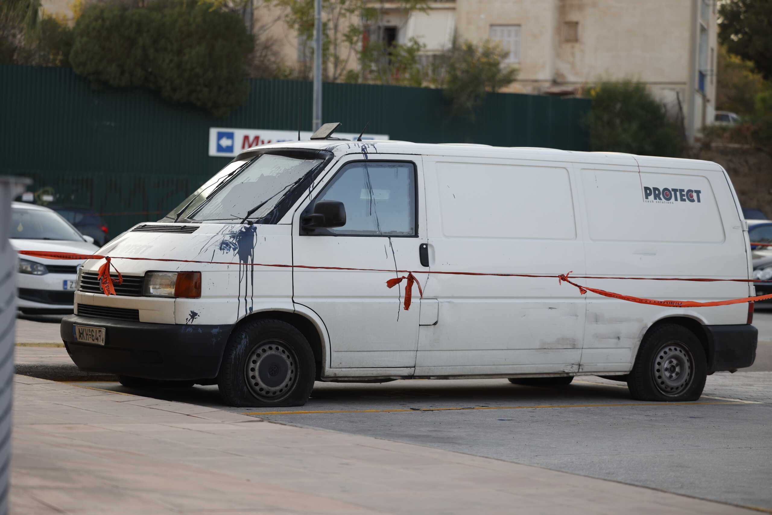 Καρέ καρέ η δράση της ομάδας των έξι - Το μεγάλο χτύπημα στη χρηματαποστολή στο Λαύριο, τα προνοιακά επιδόματα και η πολυτελής ζωή 10 Καρέ καρέ η δράση της ομάδας των έξι - Το μεγάλο χτύπημα στη χρηματαποστολή στο Λαύριο, τα προνοιακά επιδόματα και η πολυτελής ζωή