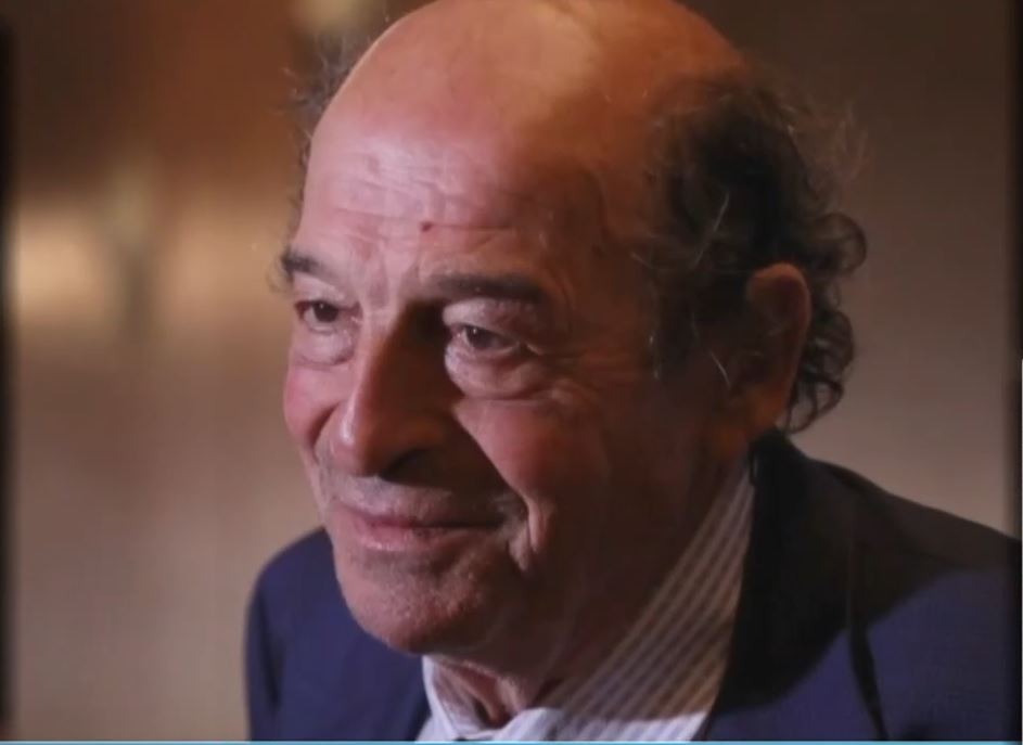 Λυπηρία για την απώλεια του Μανούσου Μανουσάκη – Υπήρξε δημιουργός μεγάλων επιτυχιών σε τηλεόραση και σινεμά 4 Λυπηρία για την απώλεια του Μανούσου Μανουσάκη – Υπήρξε δημιουργός μεγάλων επιτυχιών σε τηλεόραση και σινεμά