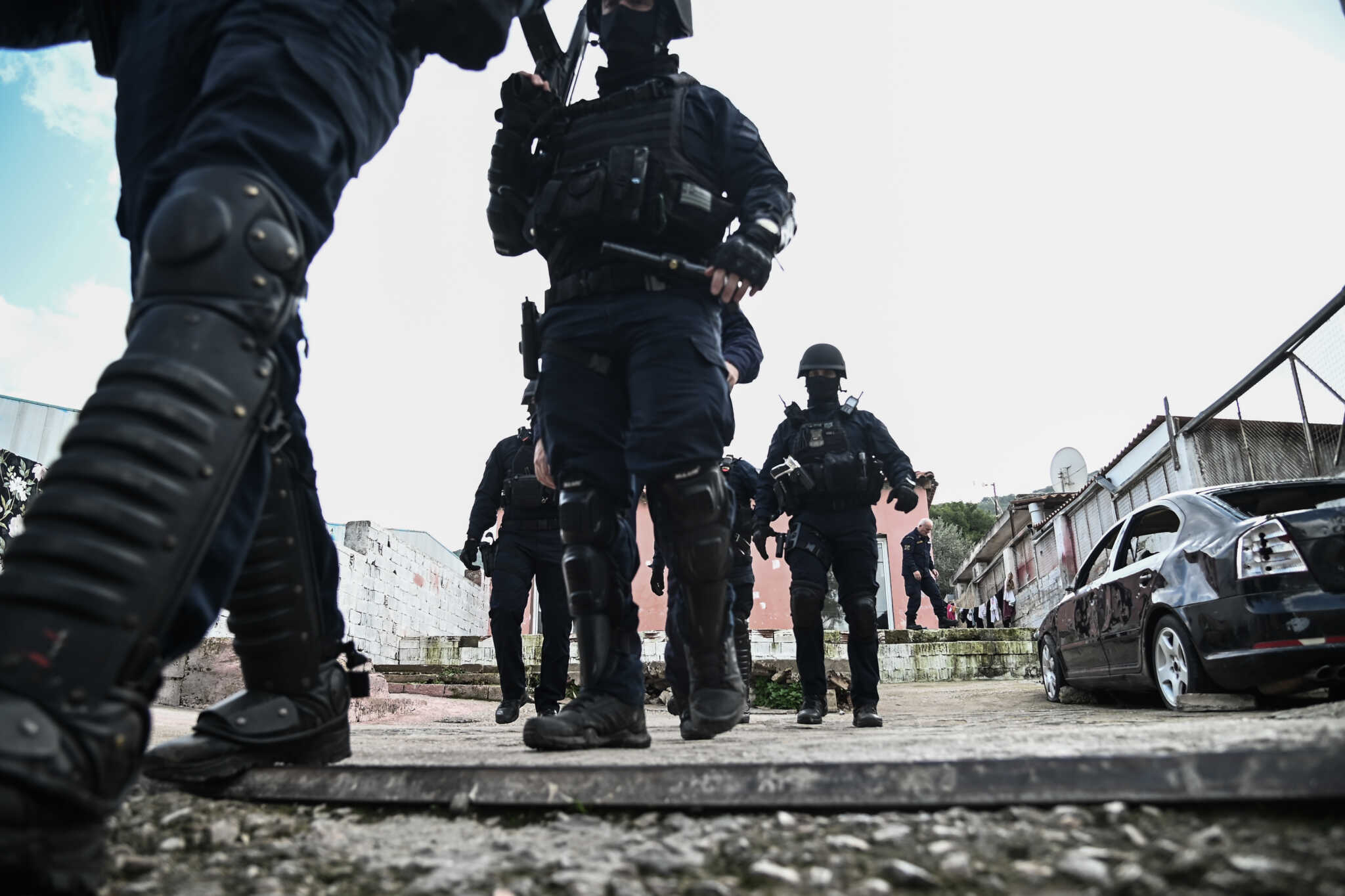 Αστυνομική επιχείρηση για ναρκωτικά στο παλιό στρατόπεδο Καποτά