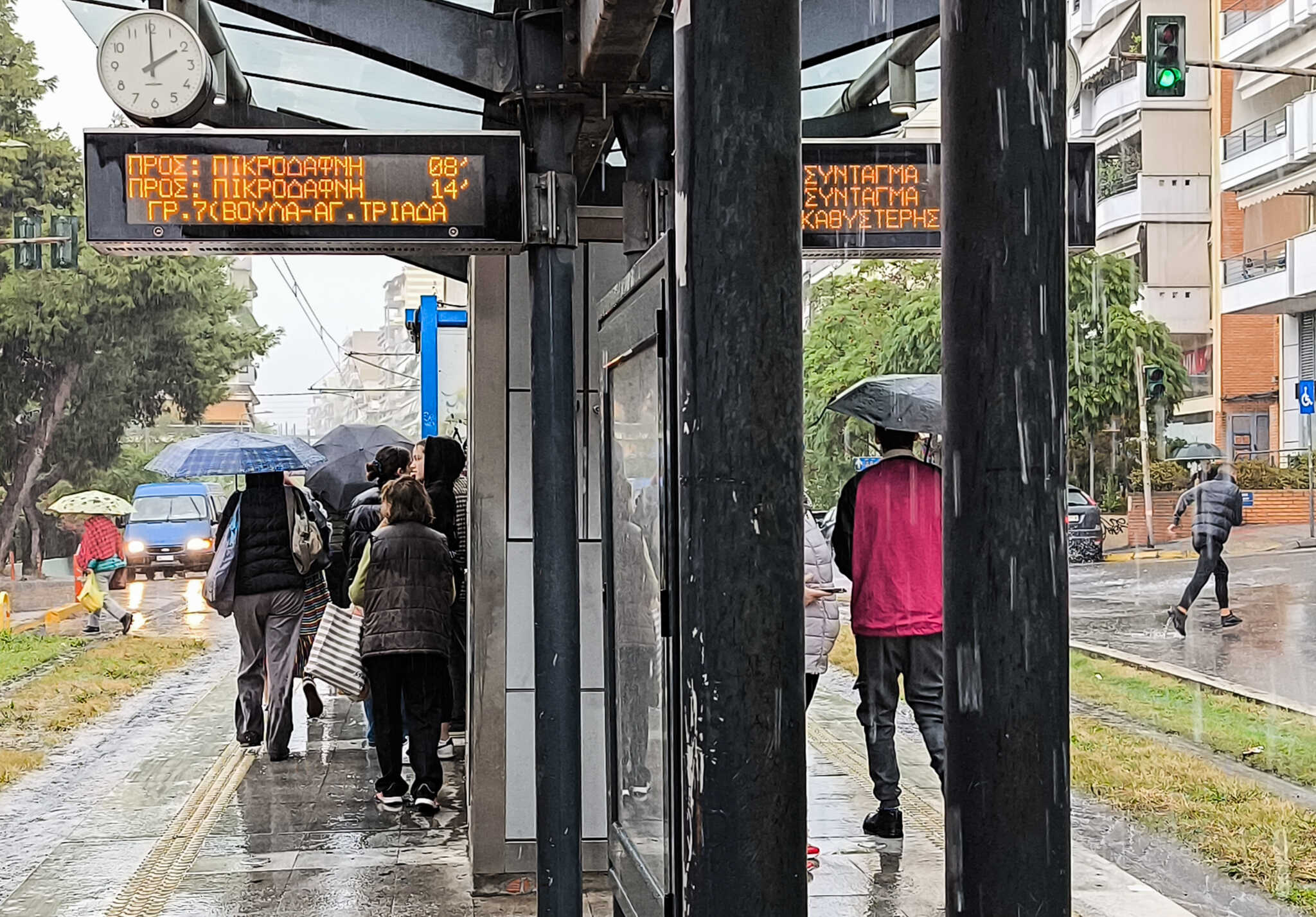 Βροχές και δυνατοί άνεμοι με την κακοκαιρία τύπου Π από την Τετάρτη – Η πρόβλεψη των επόμενων ημερών