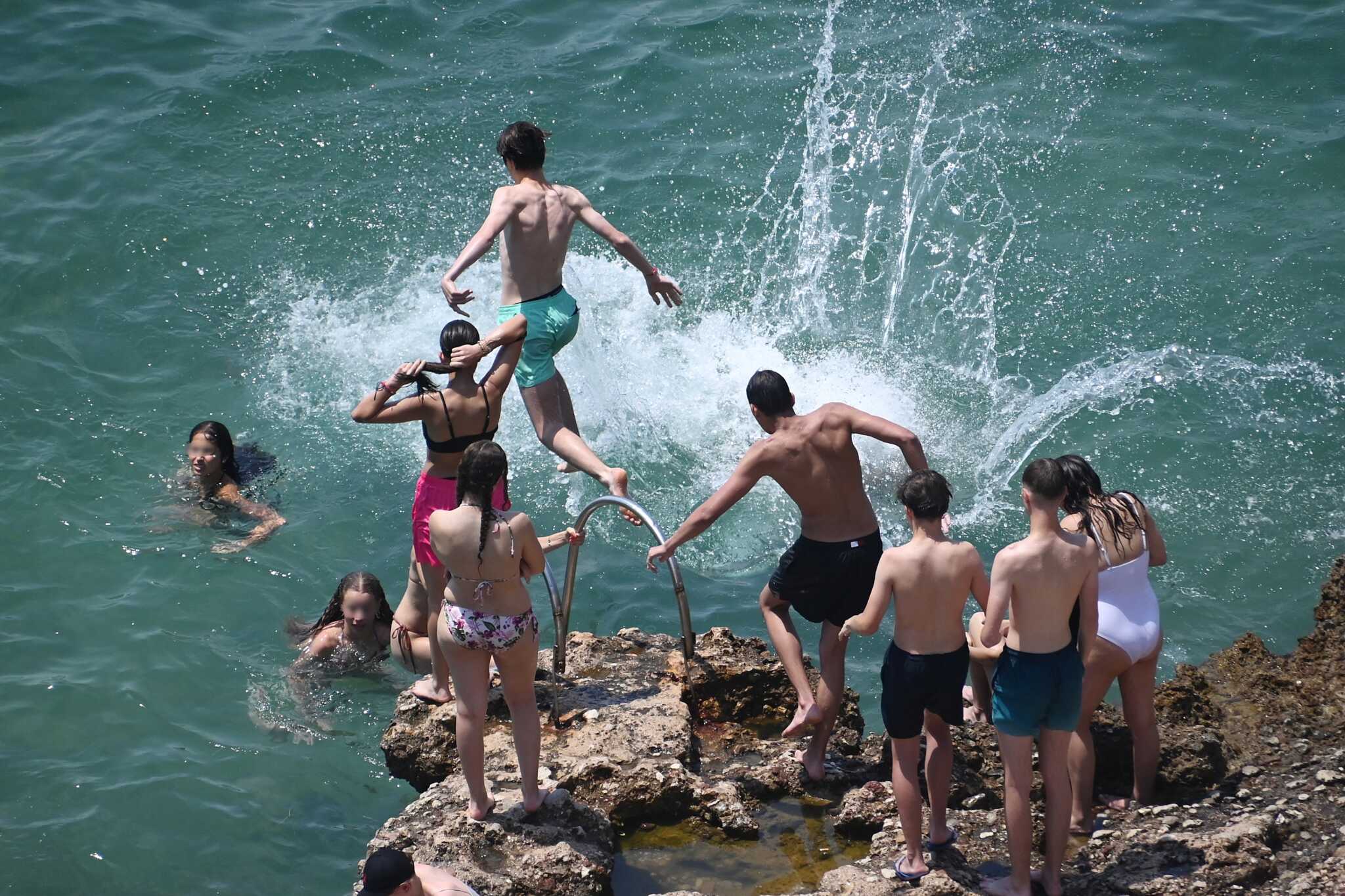 Ρεκόρ θερμοκρασίας το 2024 για τις ελληνικές θάλασσες – Το πιο θερμό καλοκαίρι των τελευταίων 40 ετών