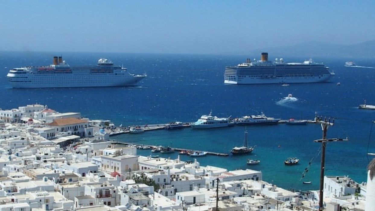 230628085800_mikonos-krouazieroploio