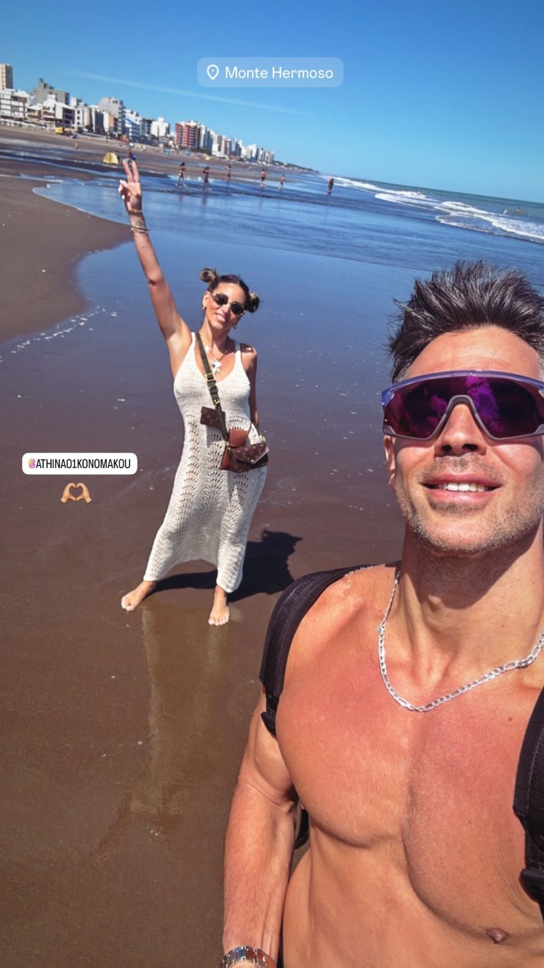 Αθηνά Οικονομάκου: Στην παραλία με τον Μπρούνο Τσερέλα, μια μέρα μετά τα Χριστούγεννα – Εικόνες 7 Αθηνά Οικονομάκου: Στην παραλία με τον Μπρούνο Τσερέλα, μια μέρα μετά τα Χριστούγεννα – Εικόνες