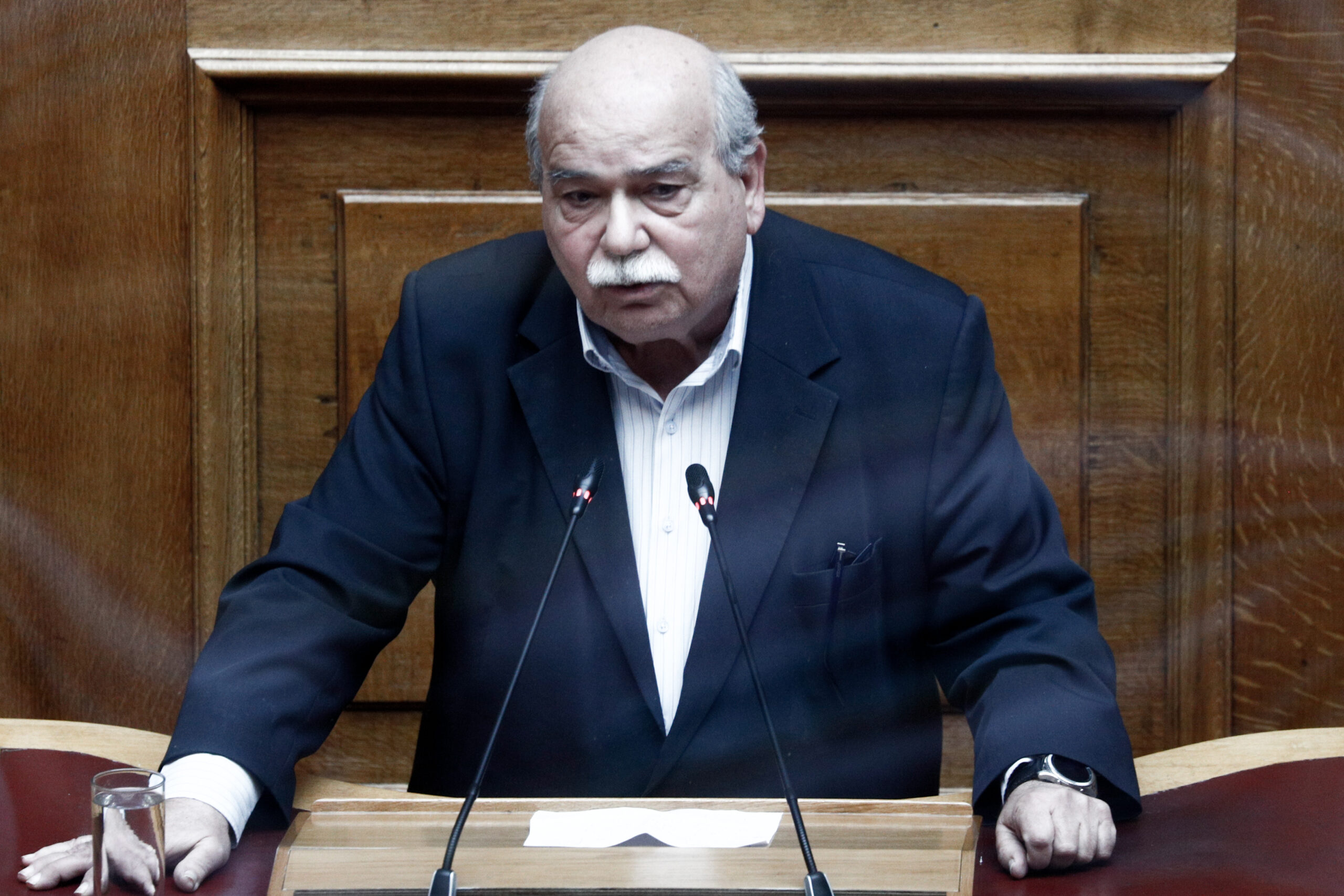 Ν. Βούτσης: Ο αστυνομικός δεν έχει καμία σύνδεση με τον ΣΥΡΙΖΑ