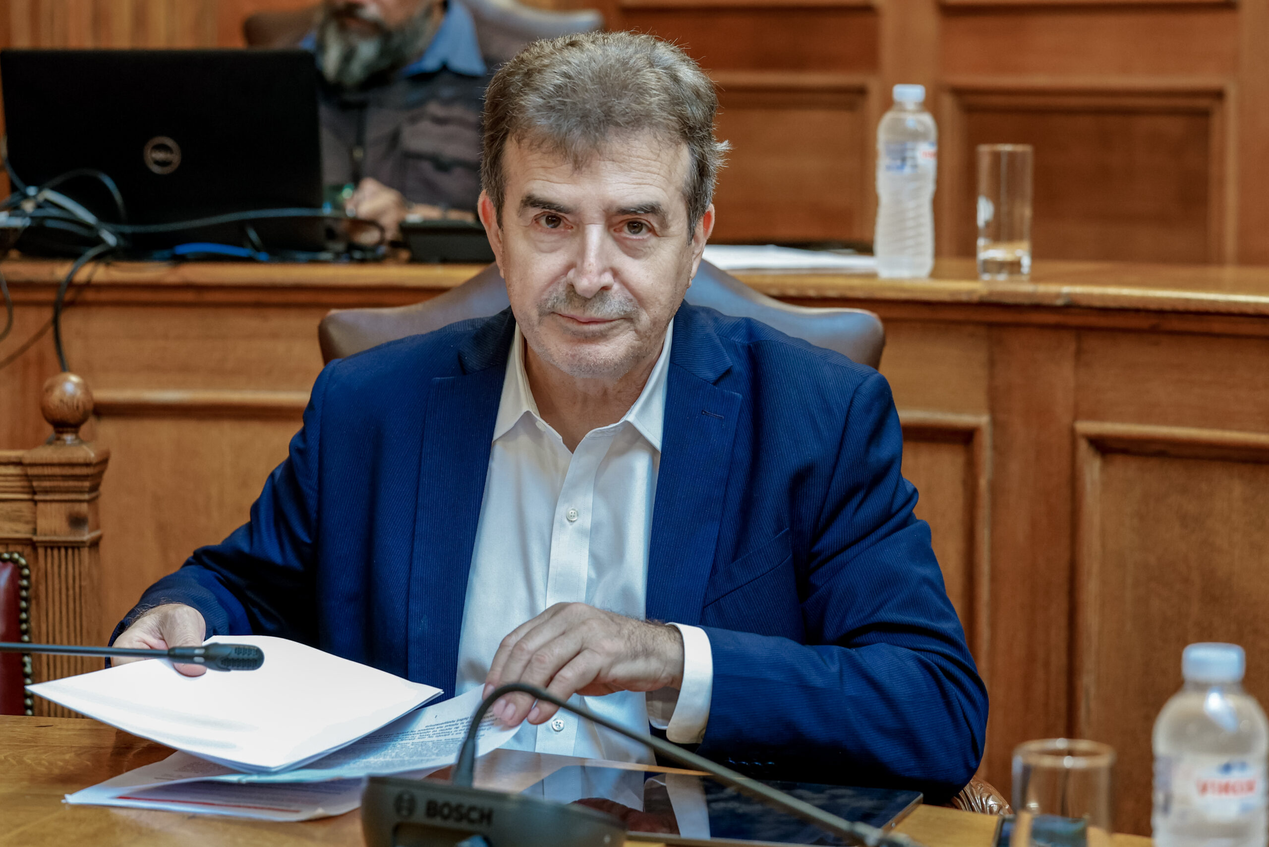 Μ. Χρυσοχοϊδης – Βουλή: Σημαντικότητα η χειρισμός της ενδοοικογενειακής βίας και της βίας κατά των ανηλίκων, η φρούρηση των συνόρων και η ασφάλεια των πόλεων 1 Μ. Χρυσοχοϊδης – Βουλή: Σημαντικότητα η χειρισμός της ενδοοικογενειακής βίας και της βίας κατά των ανηλίκων, η φρούρηση των συνόρων και η ασφάλεια των πόλεων