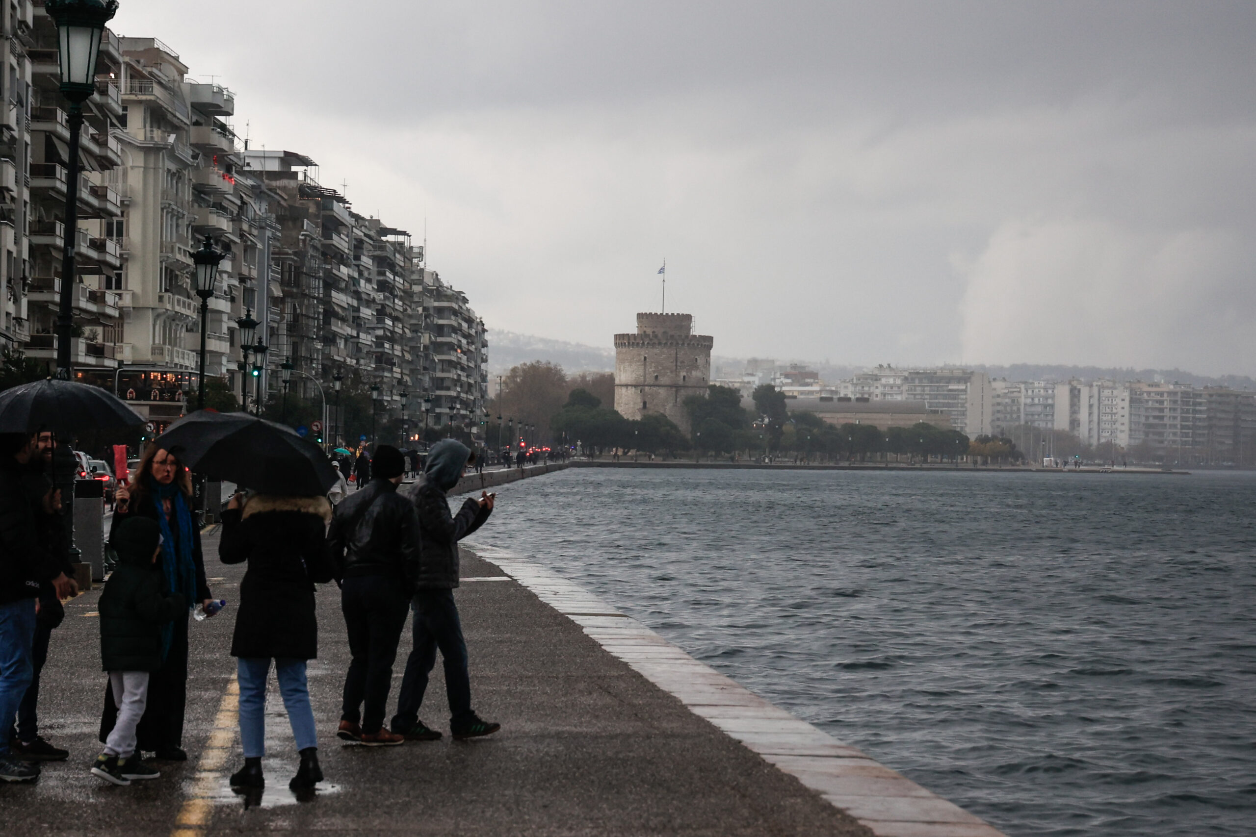 ΕΜΥ: Η εξασθένιση της κακοκαιρίας Bora το πρωί της Τρίτης – Έκτακτο δελτίο