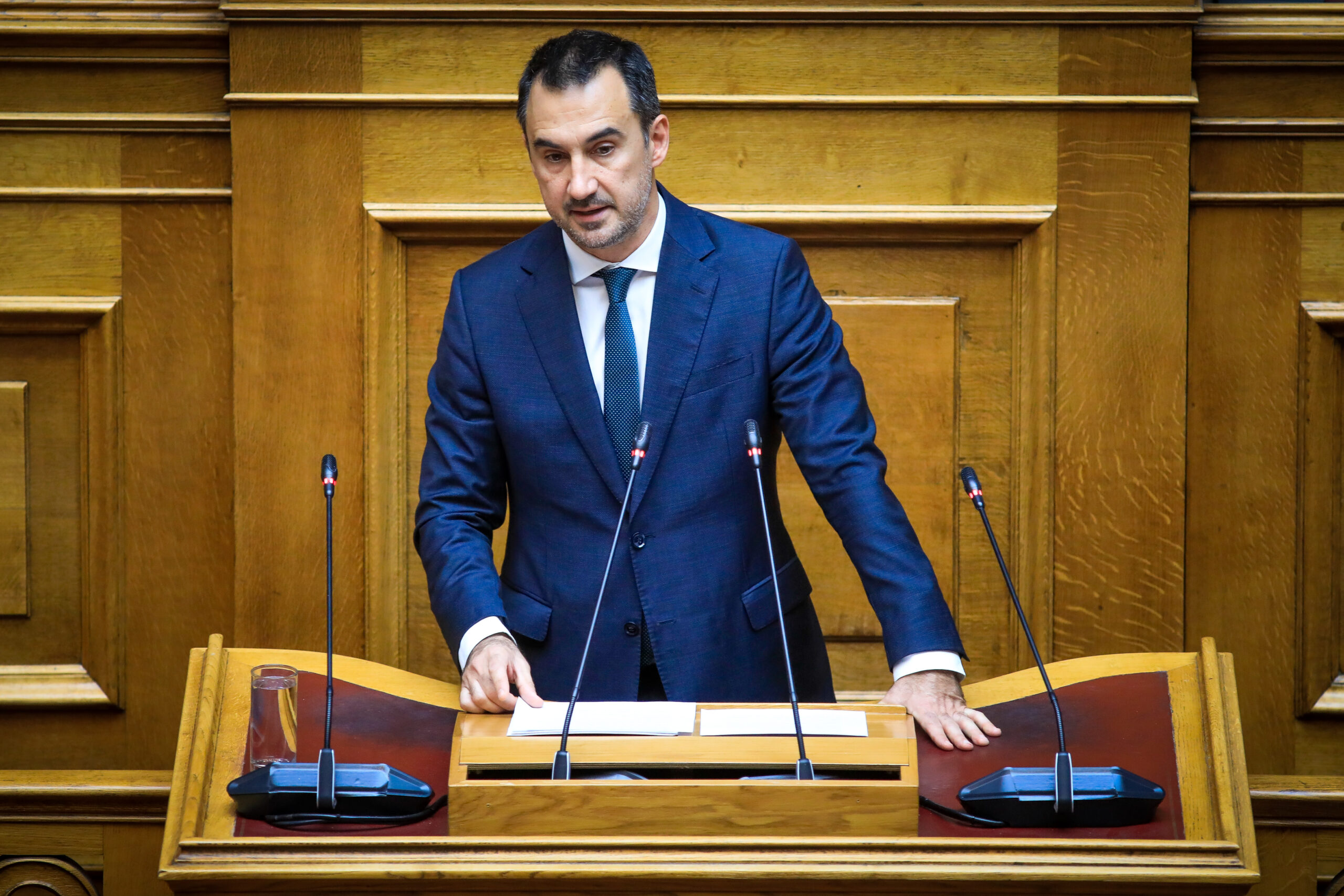 Ο Αλ. Χαρίτσης απαντά στον Α. Γεωργιάδη: «Η Ελλάδα είναι η χώρα της κατήφειας, εξαιτίας των πολιτικών της ΝΔ»