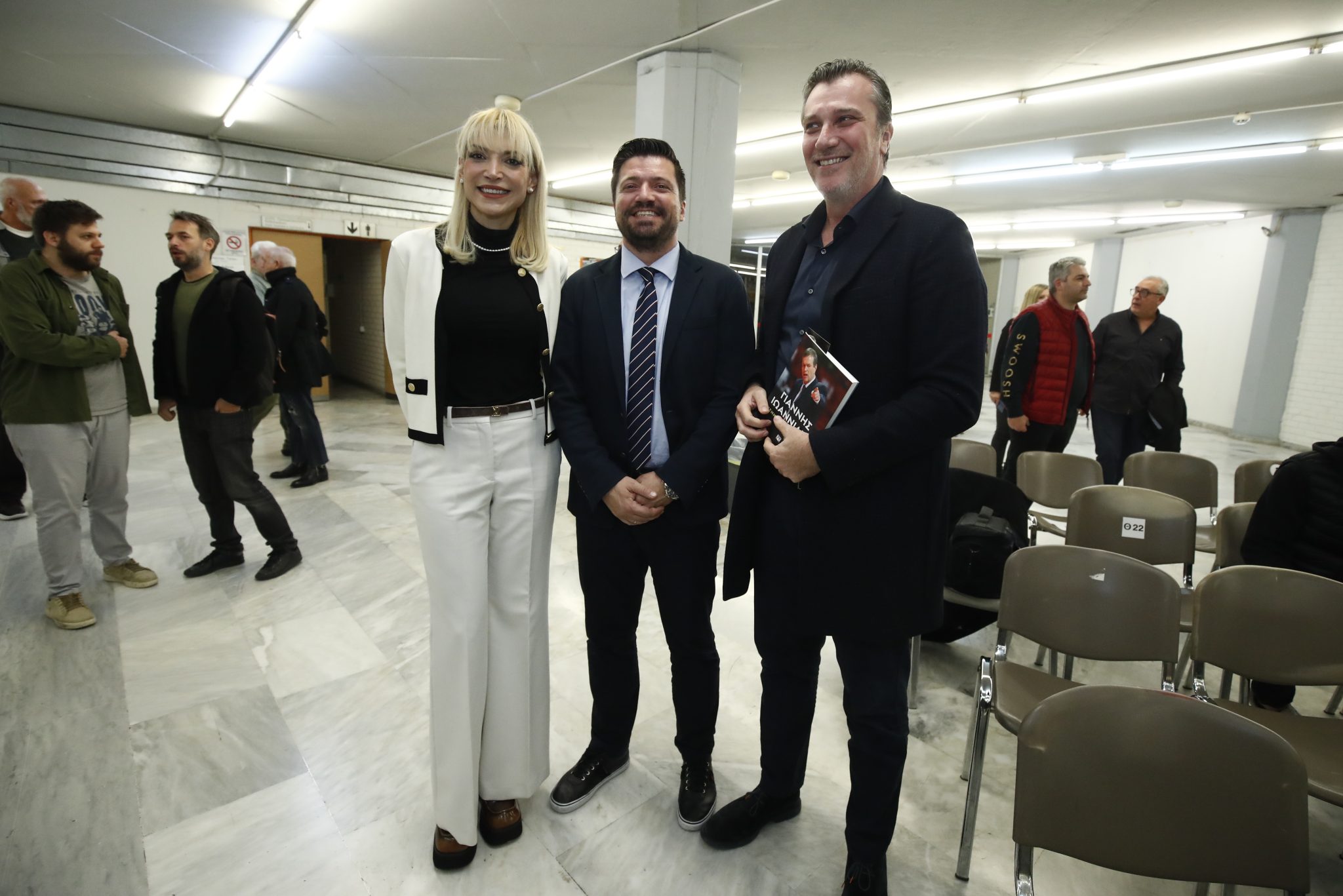 Συναίσθημα και αναμνήσεις στην εκδήλωση του βιβλίου του Γιάννη Ιωαννίδη (ΦΩΤΟρεπορτάζ) 11 Συναίσθημα και αναμνήσεις στην εκδήλωση του βιβλίου του Γιάννη Ιωαννίδη (ΦΩΤΟρεπορτάζ)