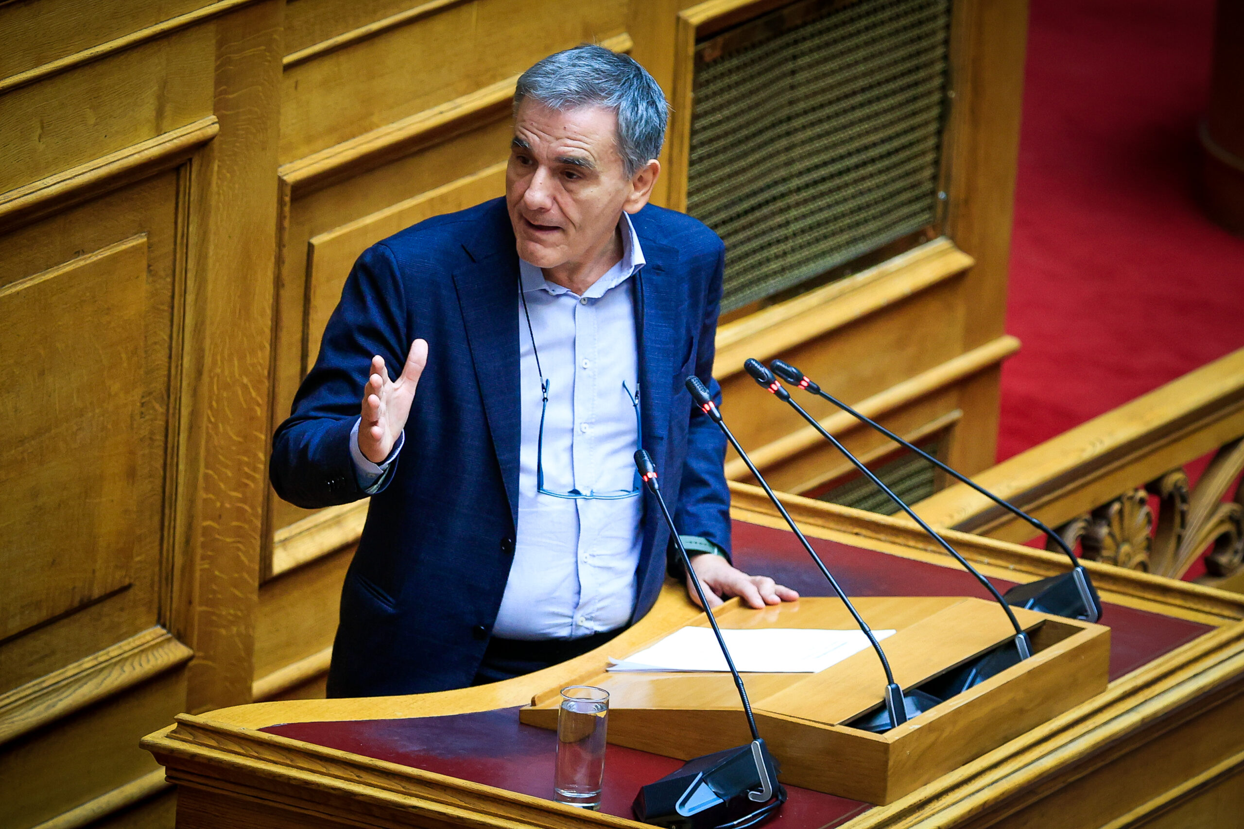 Ευκλ. Τσακαλώτος: Αυτό που διαθέτουμε είναι στασιμότητα και όχι σταθερότητα