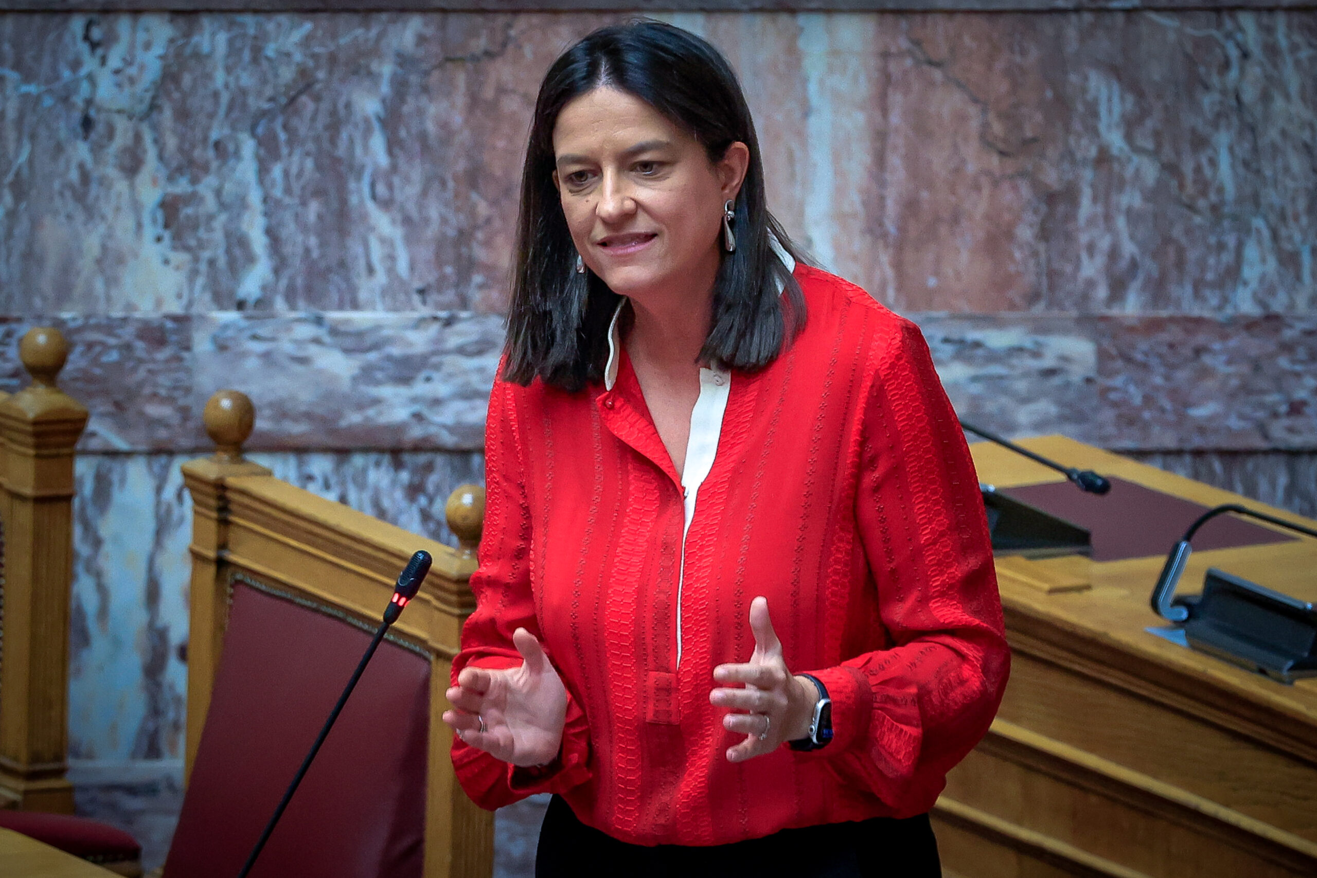 Βουλή – Ν. Κεραμέως: Στην τελευταία 5ετία έχουμε 500.000 νέες θέσεις εργασίας – Το 2025 έτος ολοκλήρωσης σημαντικών μεταρρυθμίσεων
