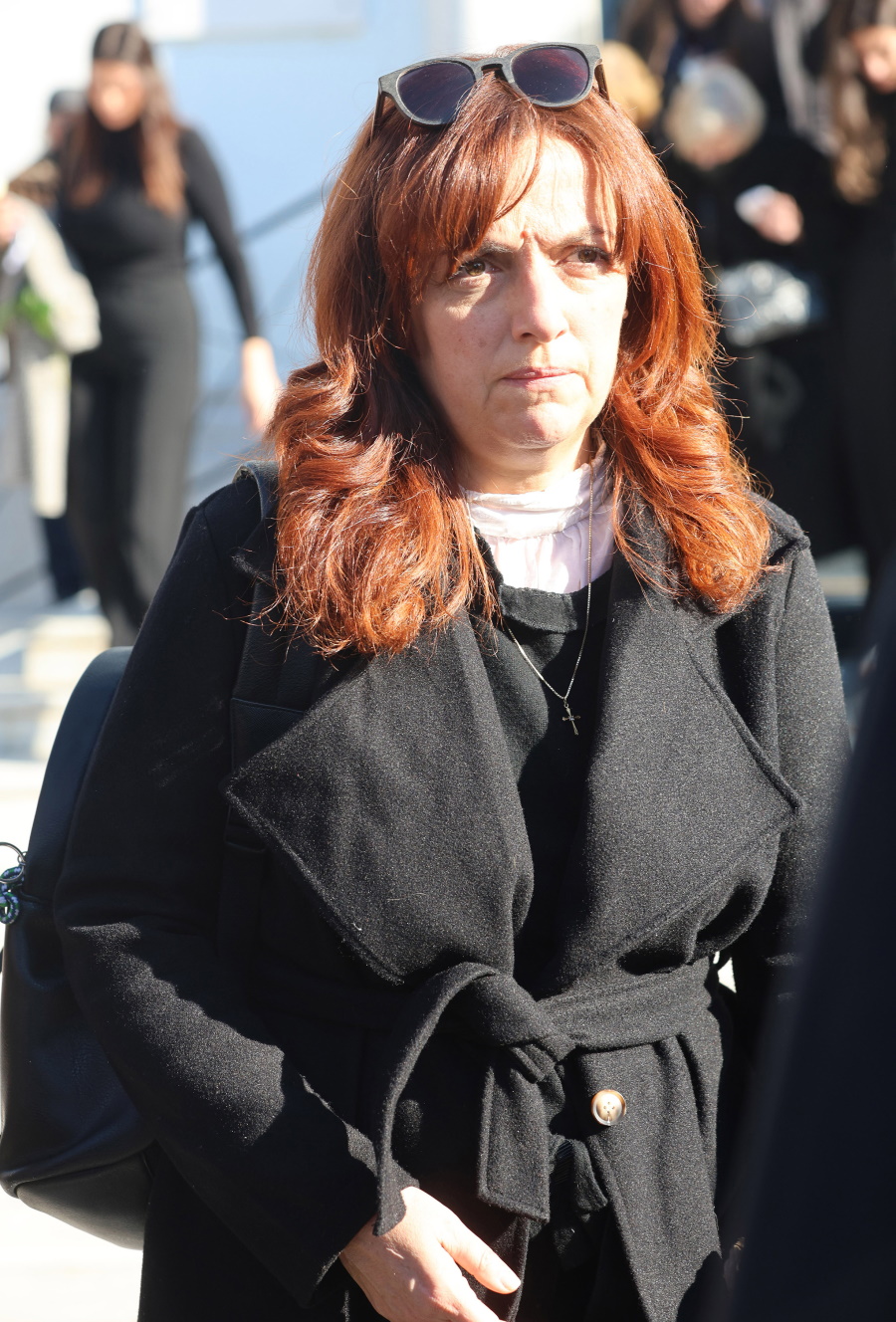 Κηδεία Δημήτρη Ήμελλου: Οι ηθοποιοί του «Σασμού» στο Α’ Κοιμητήριο για το τελευταίο «αντίο» 21 Κηδεία Δημήτρη Ήμελλου: Οι ηθοποιοί του «Σασμού» στο Α’ Κοιμητήριο για το τελευταίο «αντίο»