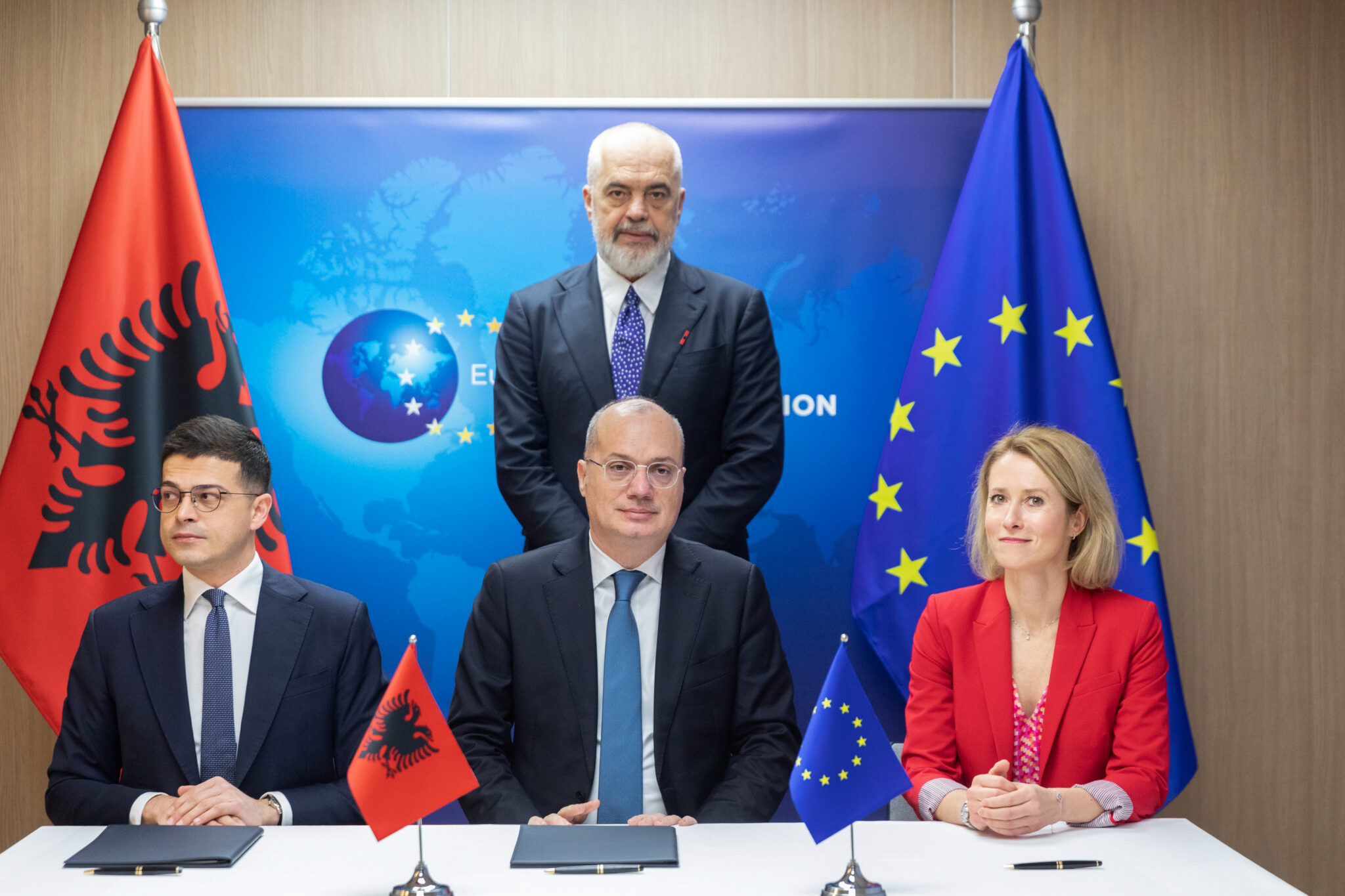ΕΕ και Αλβανία υιοθέτησαν Συμφωνία Εταιρικής Ασφάλειας και Άμυνας