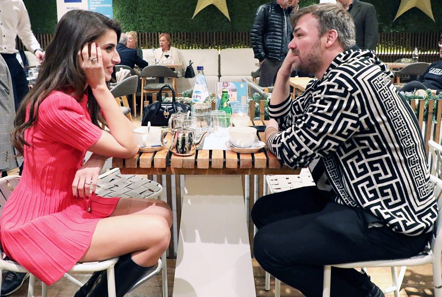 Γιώργος Σαμπάνης – Ιωάννα Σαρρή: Η α carefree ημέρα του ζευγαριού στα νότια προάστια – Φωτογραφίες