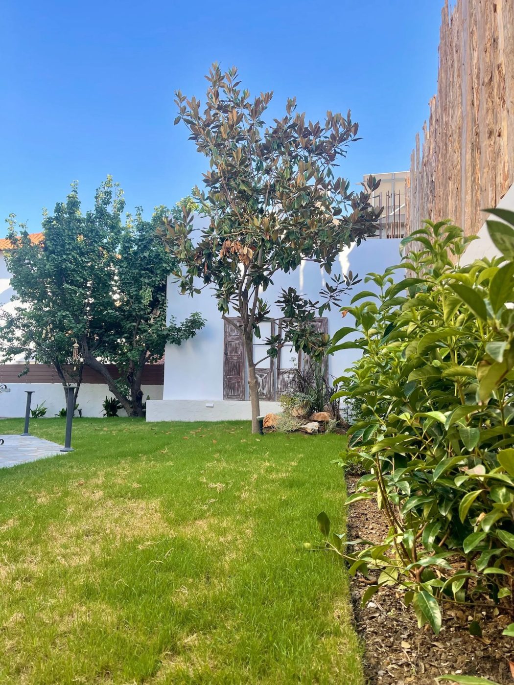 Γιώργος Αγγελόπουλος: Αυτό είναι το σπίτι της μητέρας του στη Σκιάθο που προσφέρει Airbnb – Πόσο το ενοικιάζει την ημέρα