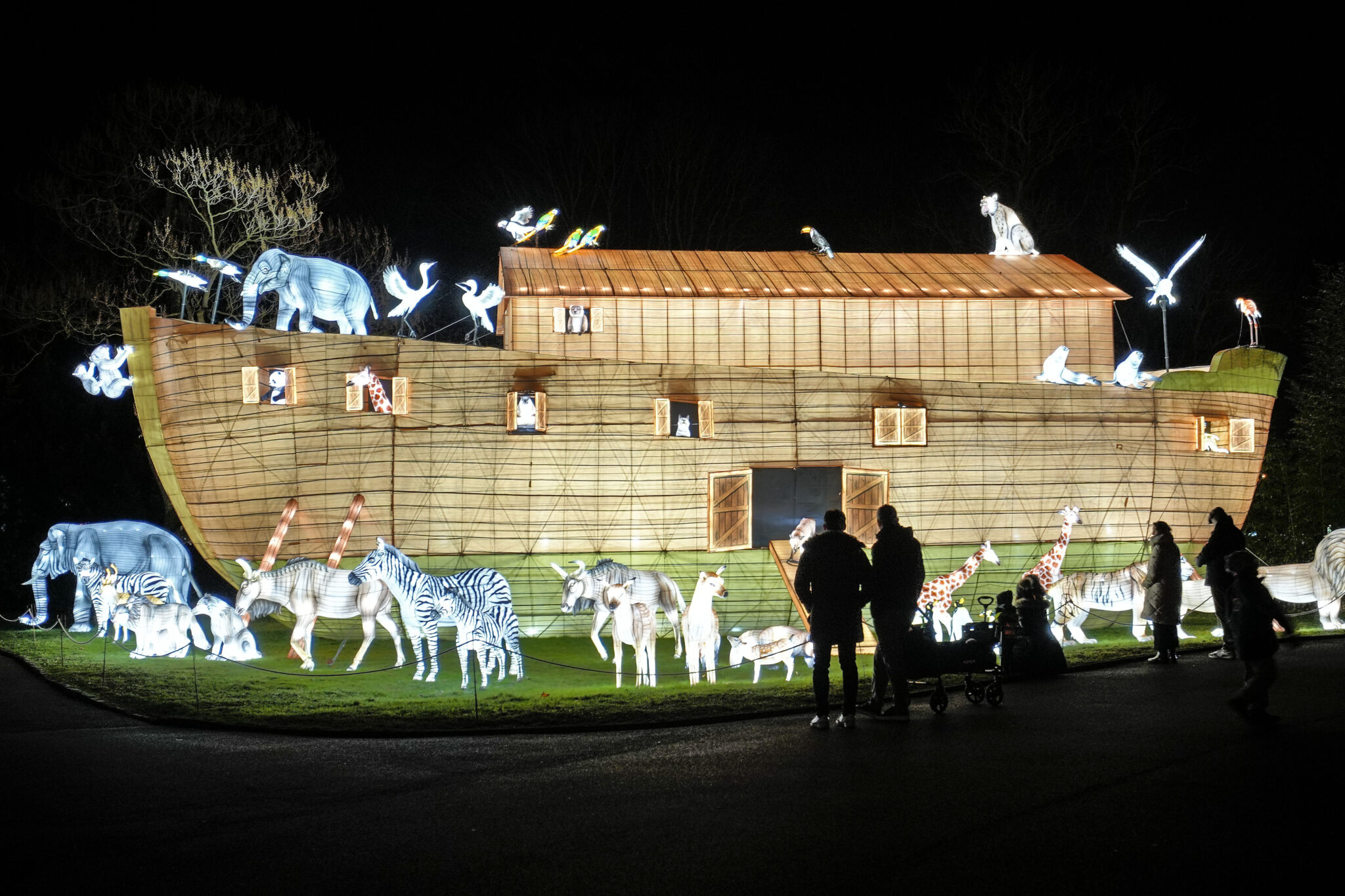 Τα «φώτα» των Χριστουγέννων απ’ όλη την υφήλιο μέσα από τον φακό του Associated Press»