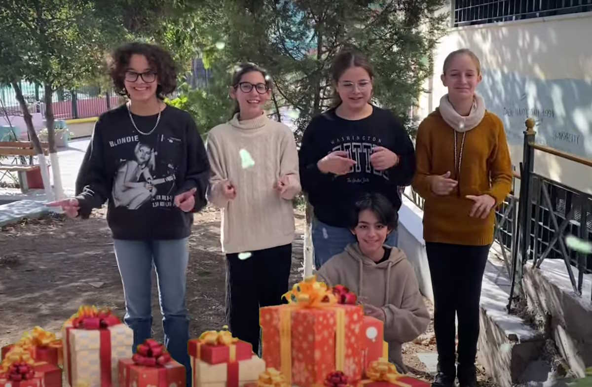 Μαθητές από τη Θεσσαλονίκη και την Κρήτη τραγουδούν το «Έλατο» στη νοηματική και έγιναν διάσημοι