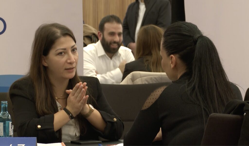 Σπ. Πρωτοψάλτης για τις «Ημέρες Καριέρας» στο Ντίσελντορφ: Ήταν ένα ρίσκο που πήγε εξαιρετικά – Οι Έλληνες επιθυμούν να επιστρέψουν πίσω 2 Σπ. Πρωτοψάλτης για τις «Ημέρες Καριέρας» στο Ντίσελντορφ: Ήταν ένα ρίσκο που πήγε εξαιρετικά – Οι Έλληνες επιθυμούν να επιστρέψουν πίσω