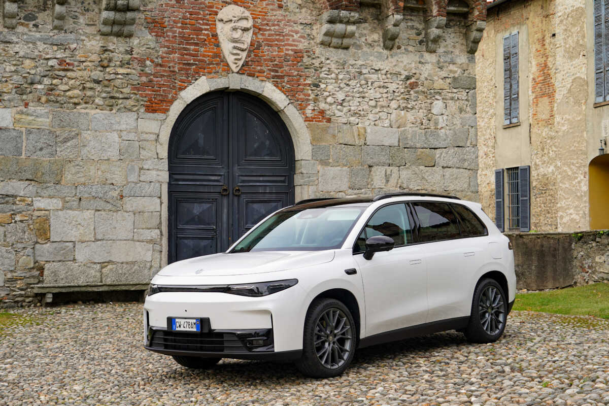 C10-Externals-1200x800