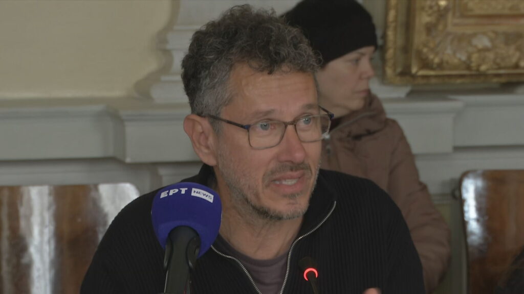 Η Μεγάλη Χίμαιρα του Καραγάτση επιστρέφει στη μικρή οθόνη: Τα γυρίσματα στη Σύρο ολοκληρώθηκαν με επιτυχία 2 Η Μεγάλη Χίμαιρα του Καραγάτση επιστρέφει στη μικρή οθόνη: Τα γυρίσματα στη Σύρο ολοκληρώθηκαν με επιτυχία